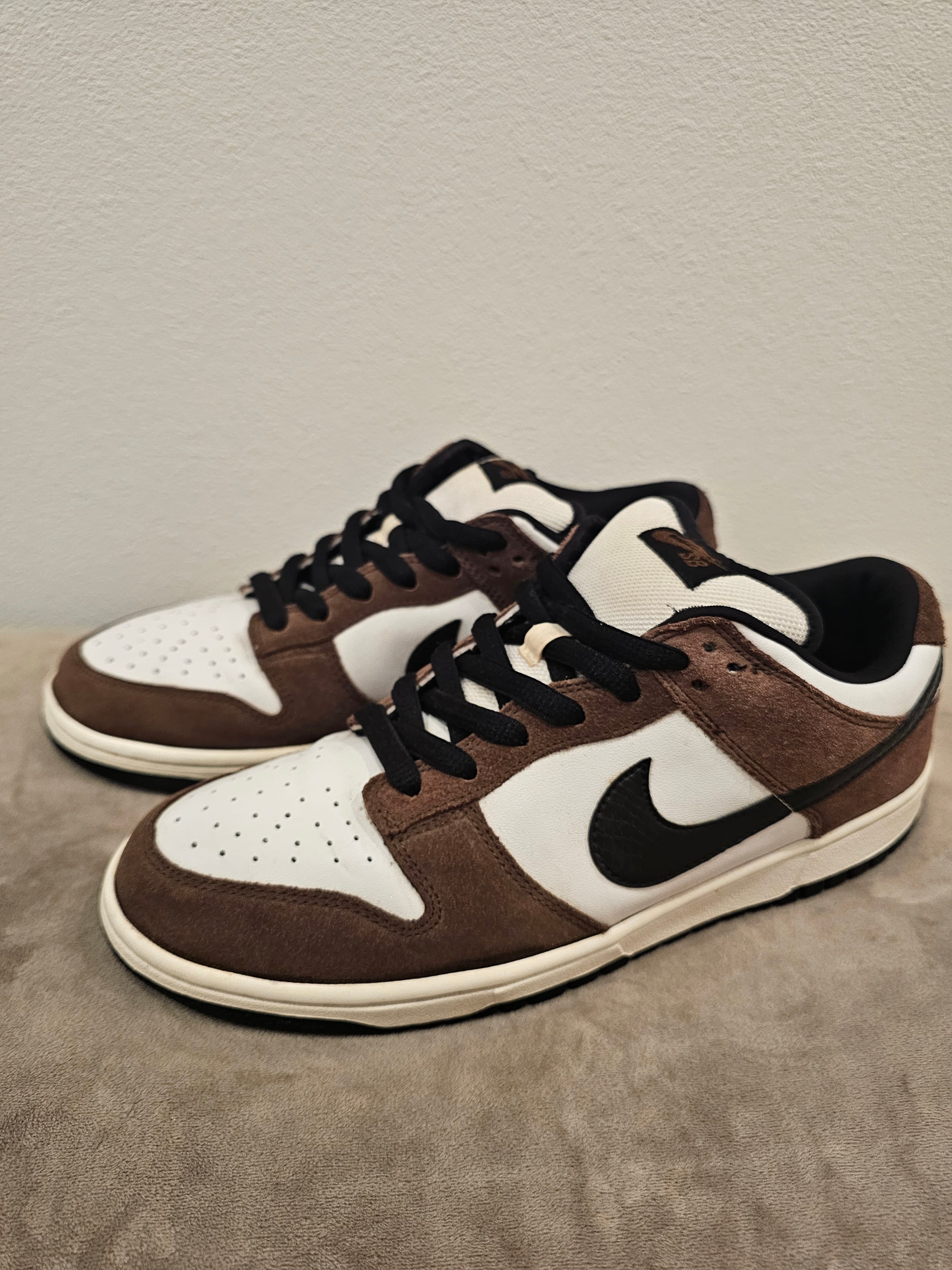 Nike SB Dunk Low "White/Black/Trail End Brown"