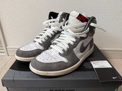 Nike Air Jordan 1 Retro High OG "Black and Smoke Grey"