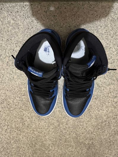 Nike Air Jordan 1 Retro High OG "Dark Marina Blue"