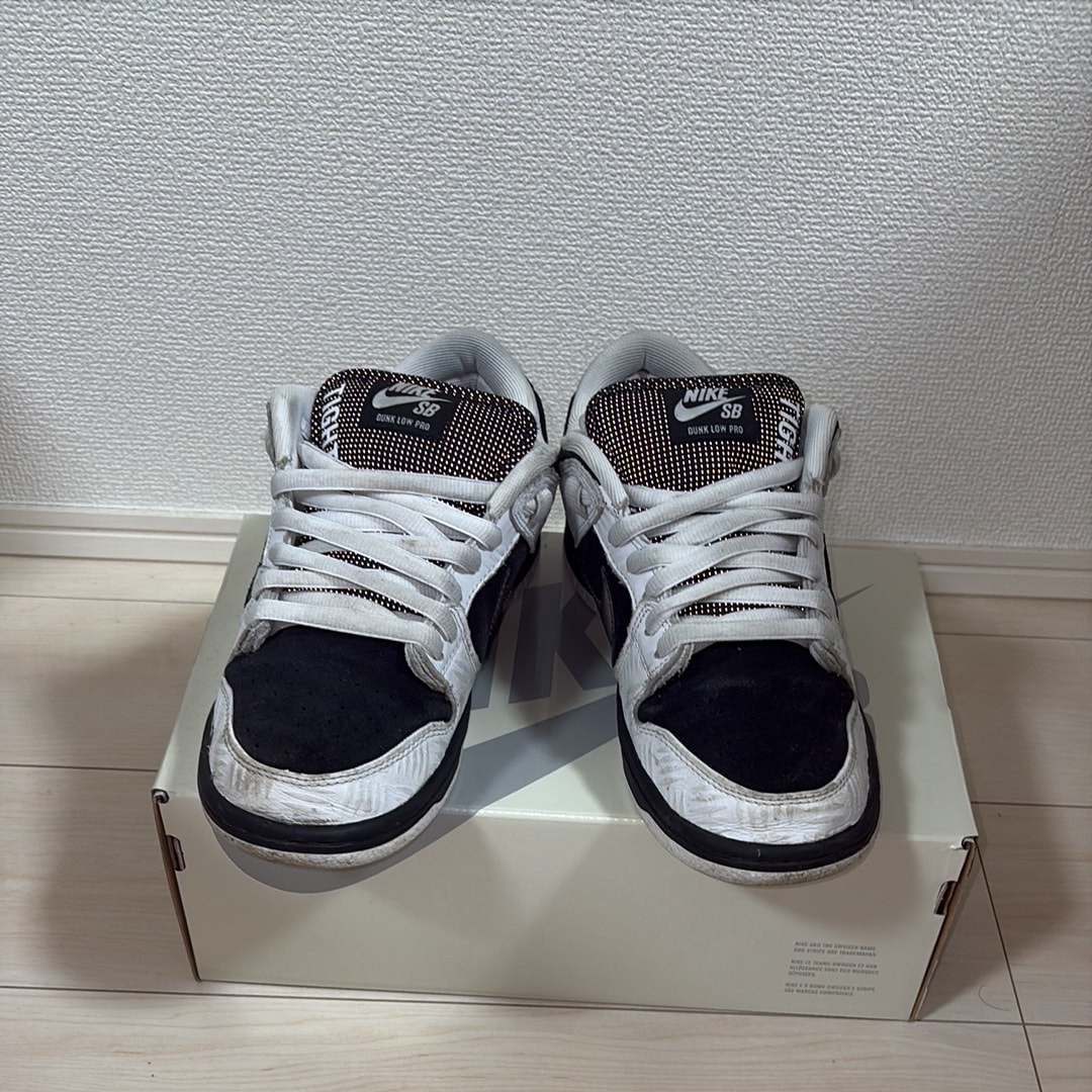 TIGHTBOOTH × Nike SB Dunk Low Pro QS "Black and White"
