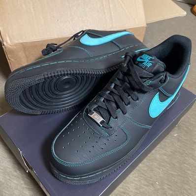 Nike Air Force 1 Low "Black Tiffany"