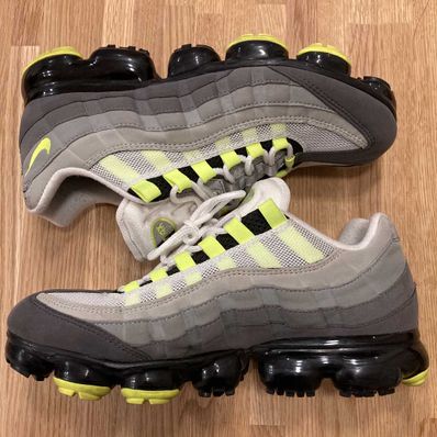 Nike Air Vapormax 95 "Neon"