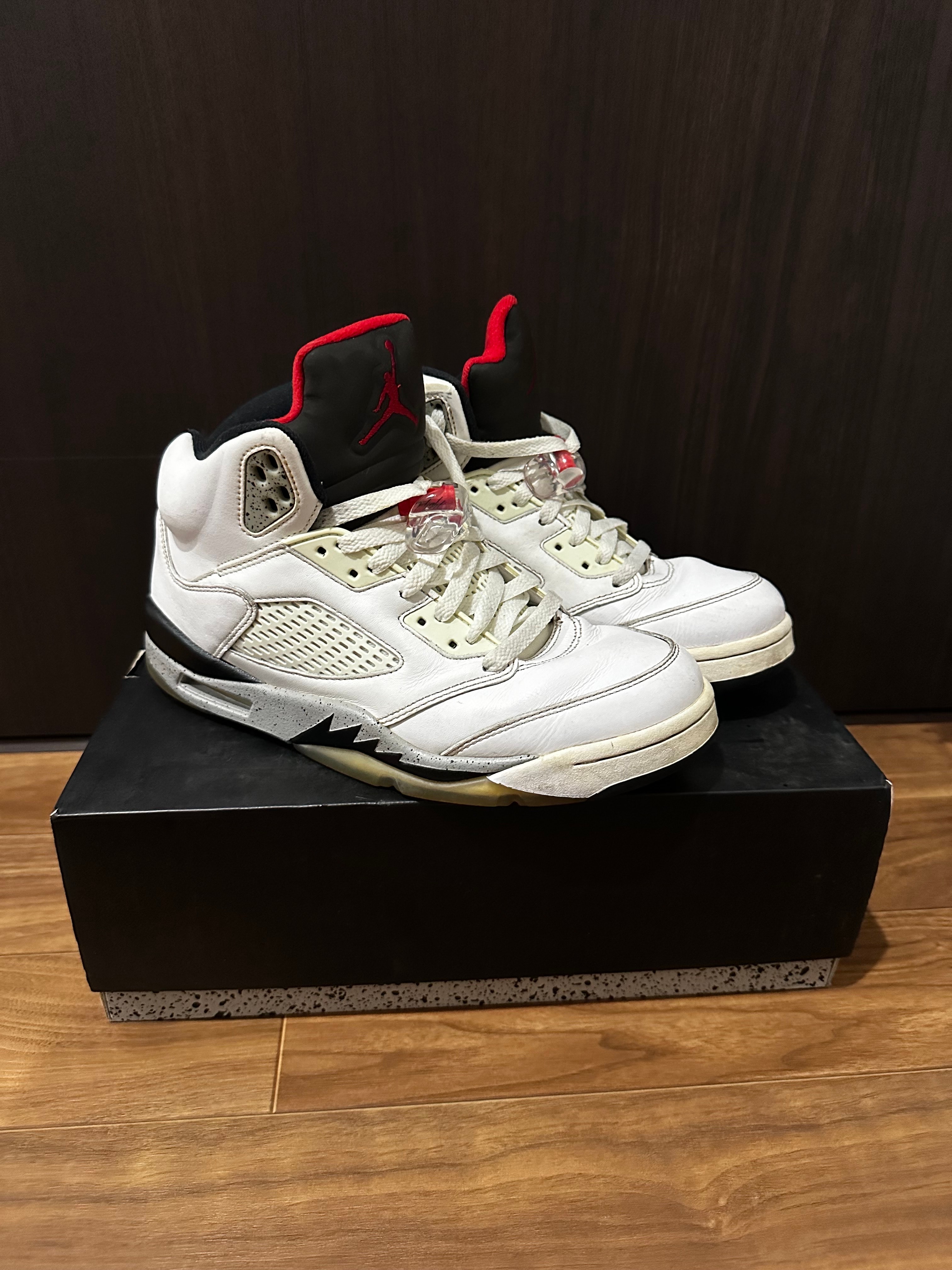 ジョーダン エアジョーダン5 (JORDAN Air Jordan 5) の新作・中古通販