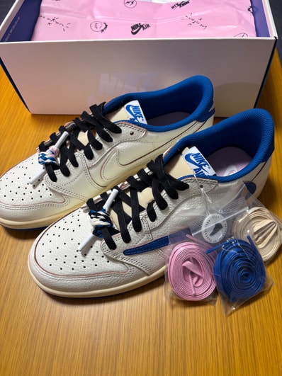 Travis Scott × fragment design × Nike Air Jordan 1 Low OG "Sail/Military Blue"