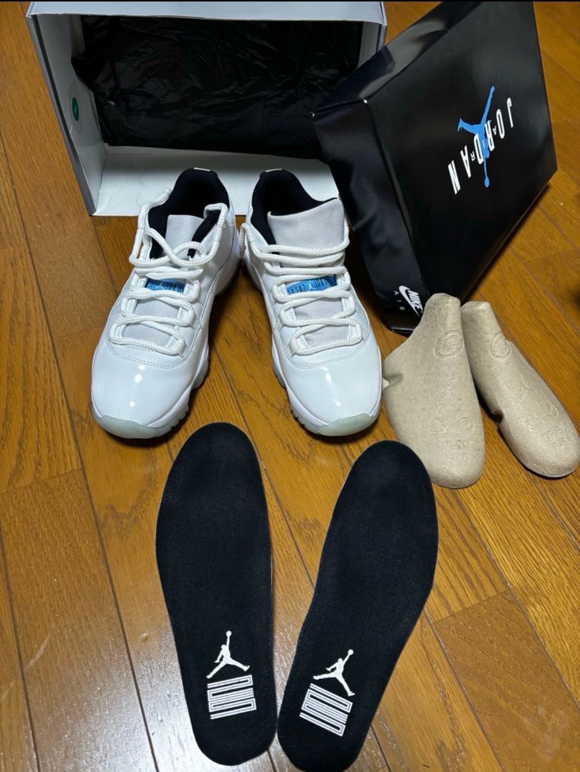 Nike Air Jordan 11 Low "Legend Blue"