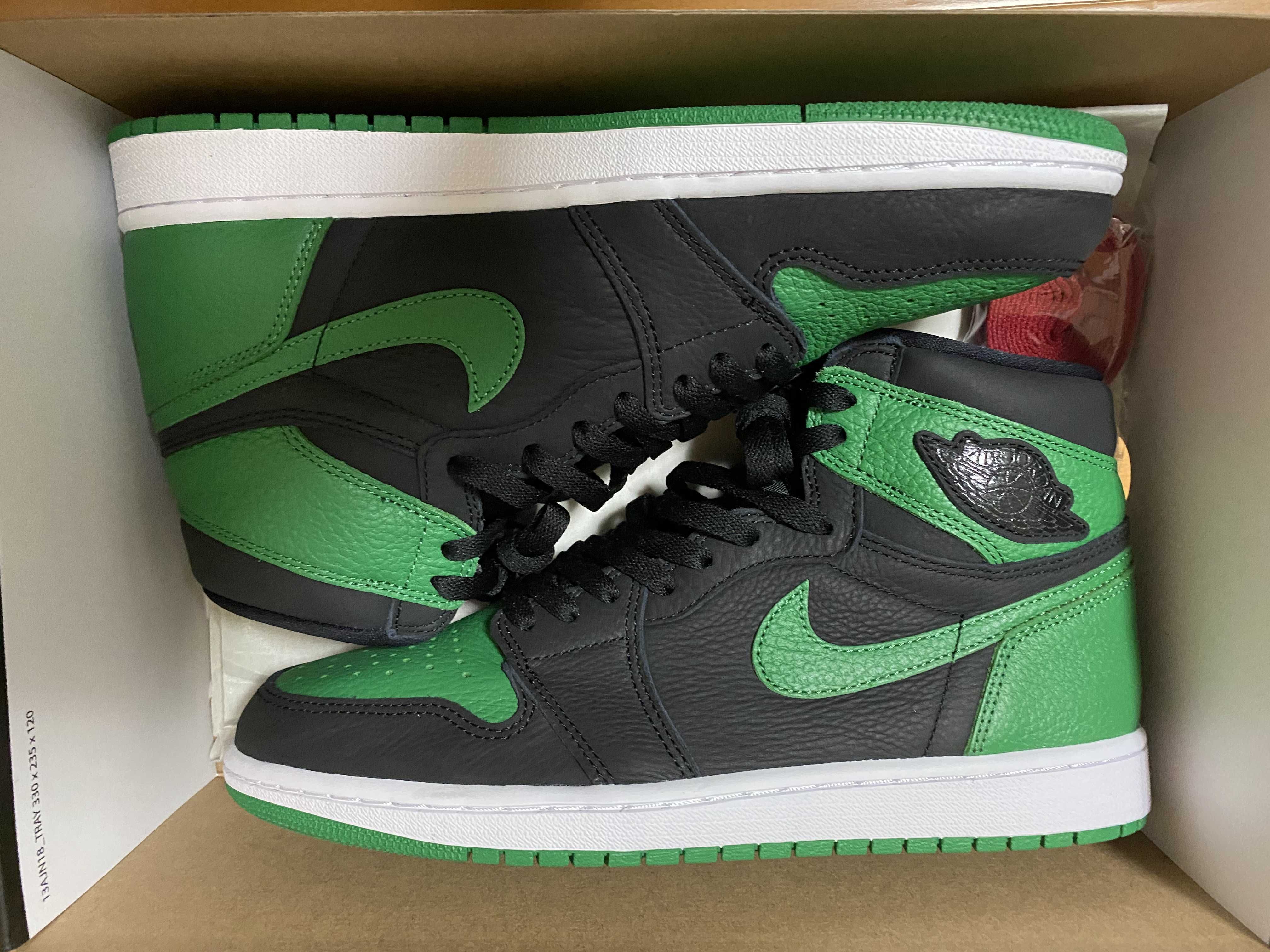 Nike Air Jordan 1 Retro High OG "Black/Pine Green" (2020)      