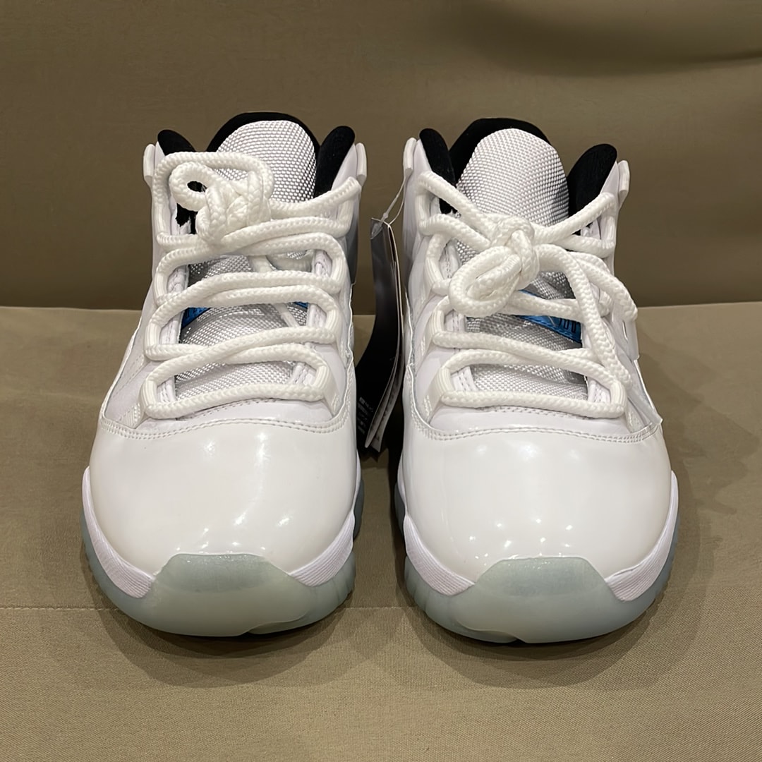 Nike Air Jordan 11 Low "Legend Blue"