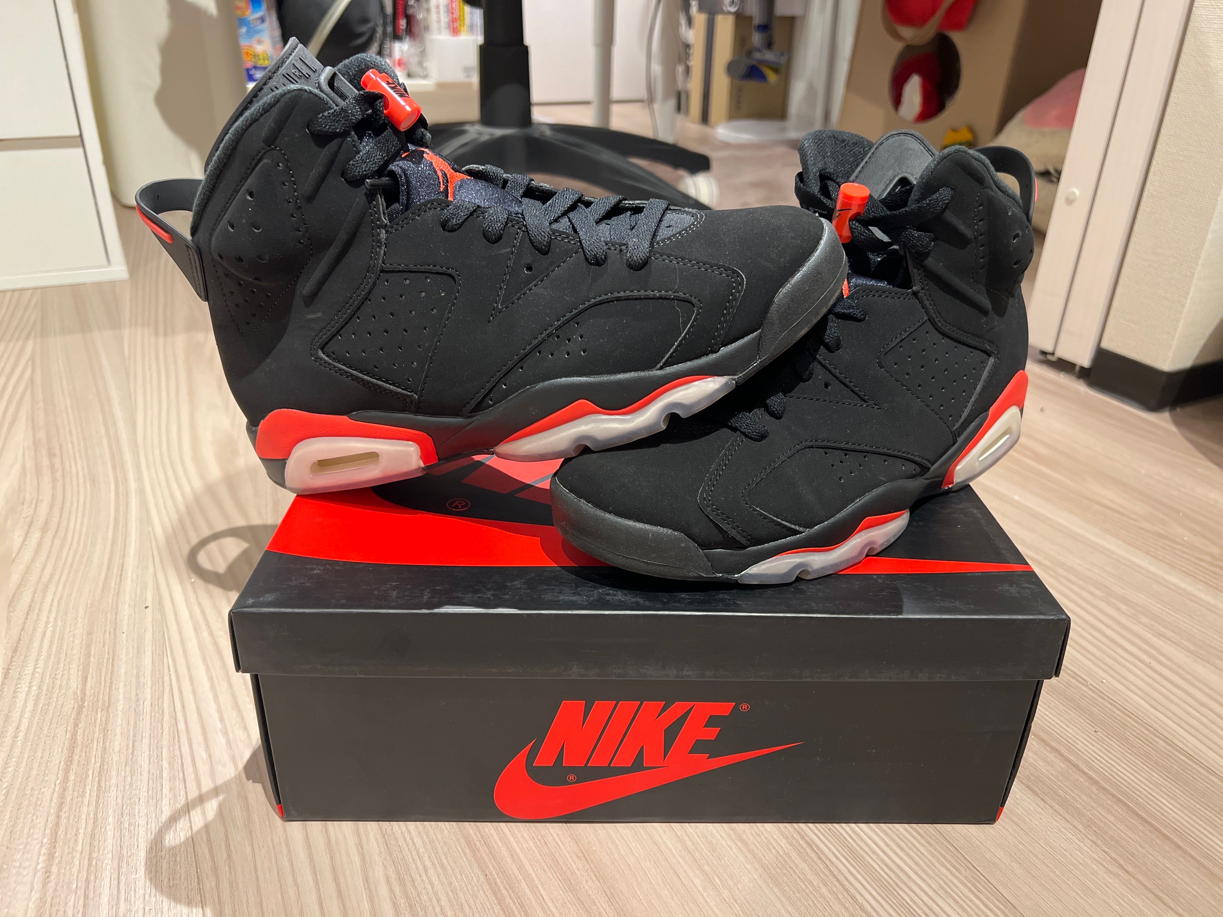 Nike Air Jordan 6 Retro OG "Black/Infrared"