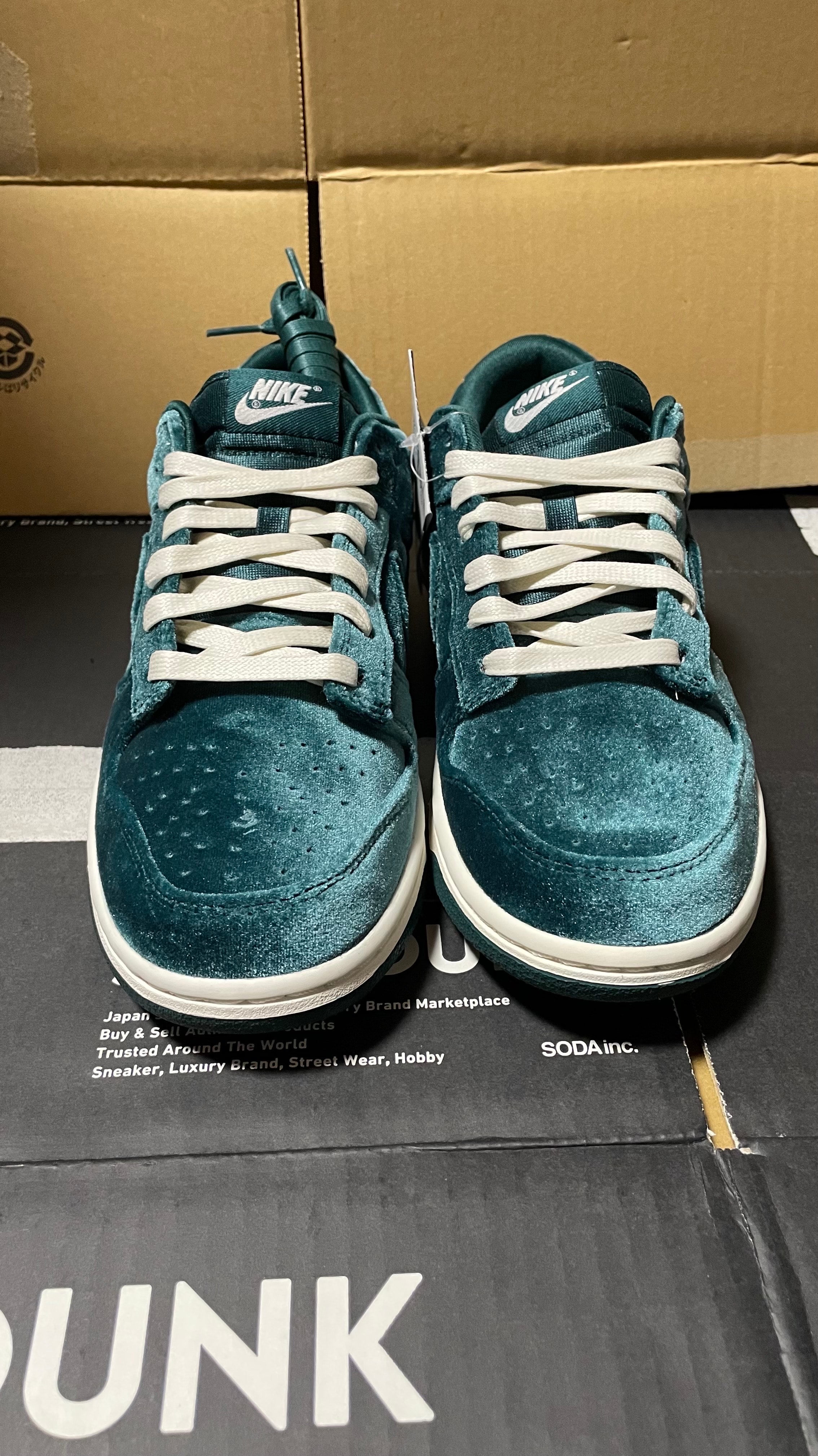 ナイキ ウィメンズ ダンク ロー "アトミック ティール"