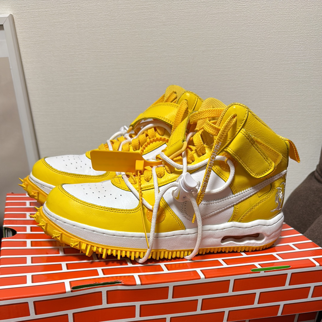 Off-White × Nike Air Force 1 Mid SP LTHR "White and Varsity Maize"