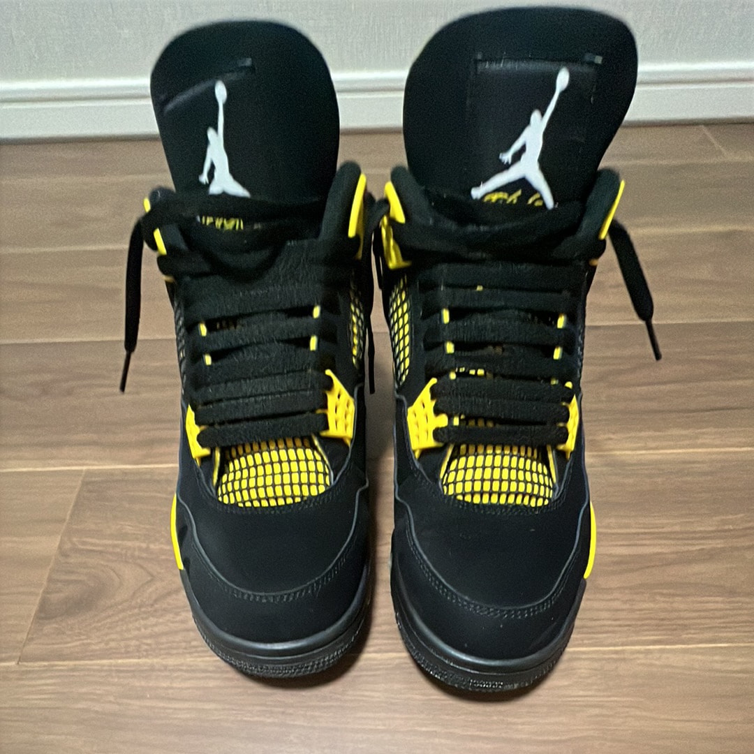 Nike Air Jordan 4 Retro "Thunder"(2023)