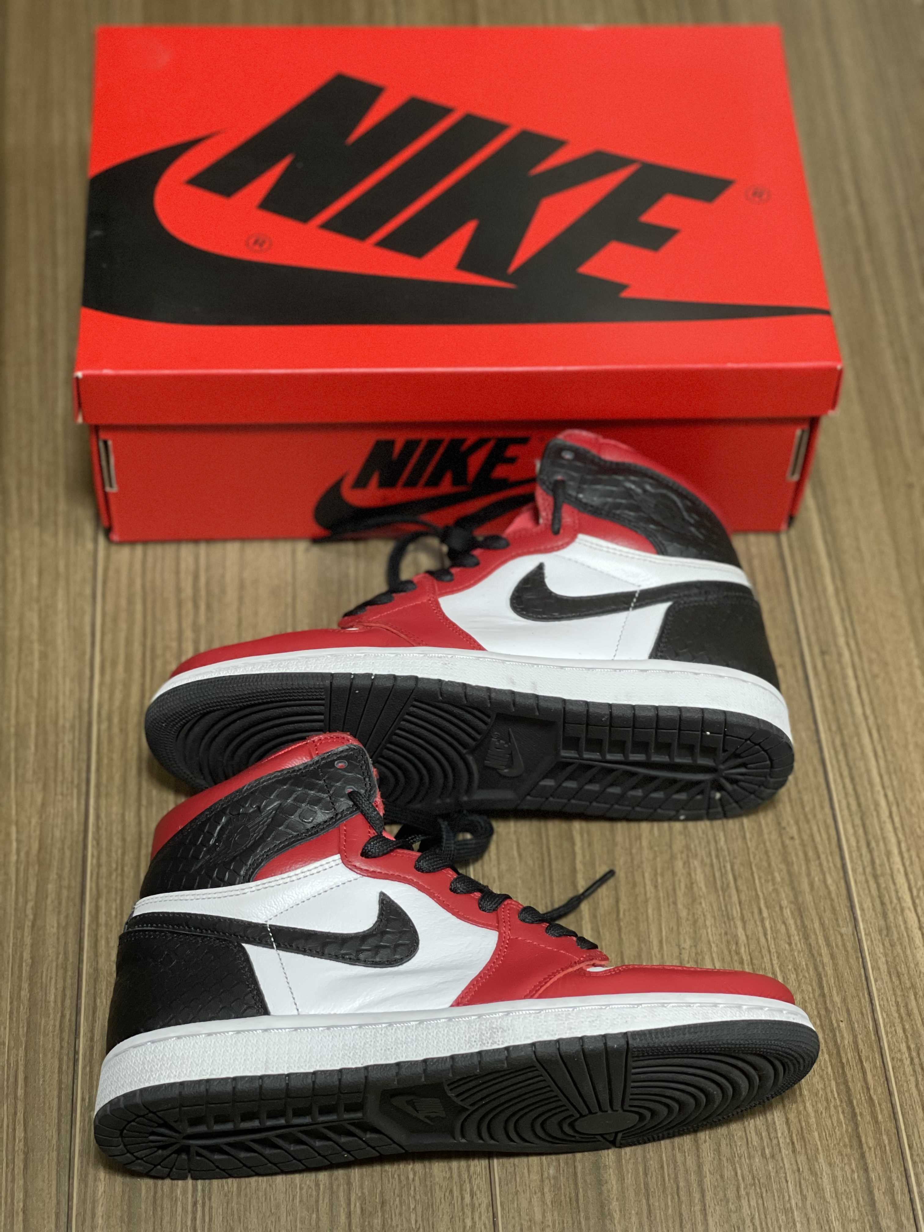 Nike Women's Air Jordan 1 High OG "Satin Red"