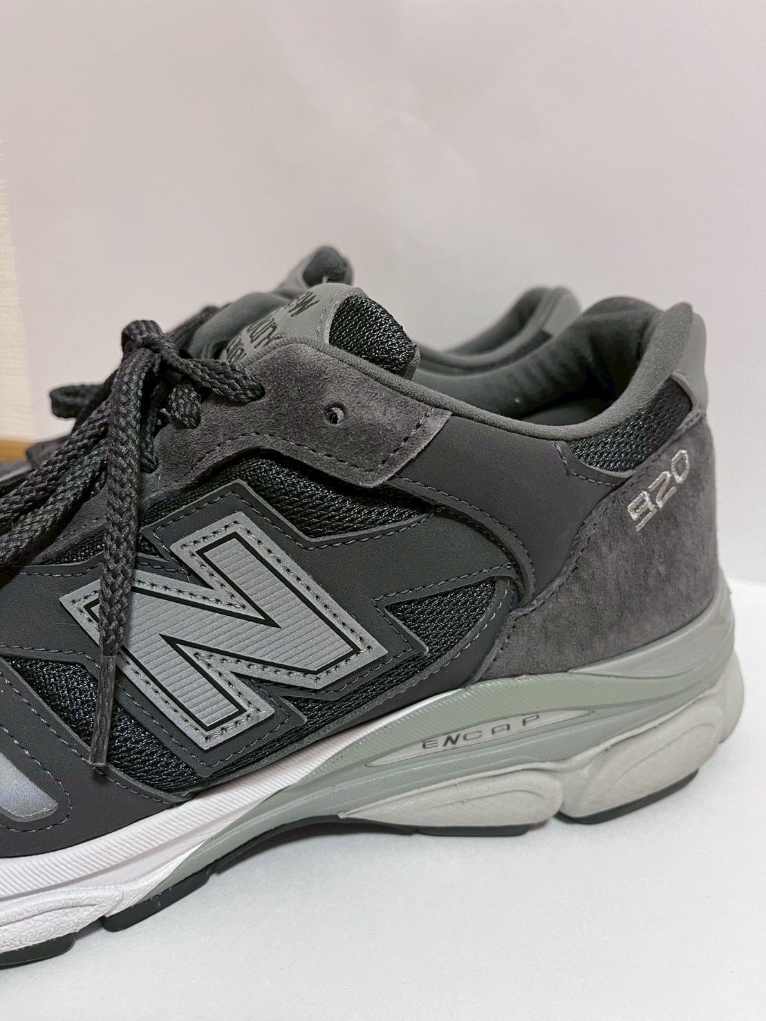New Balance 920 "Charcoal"