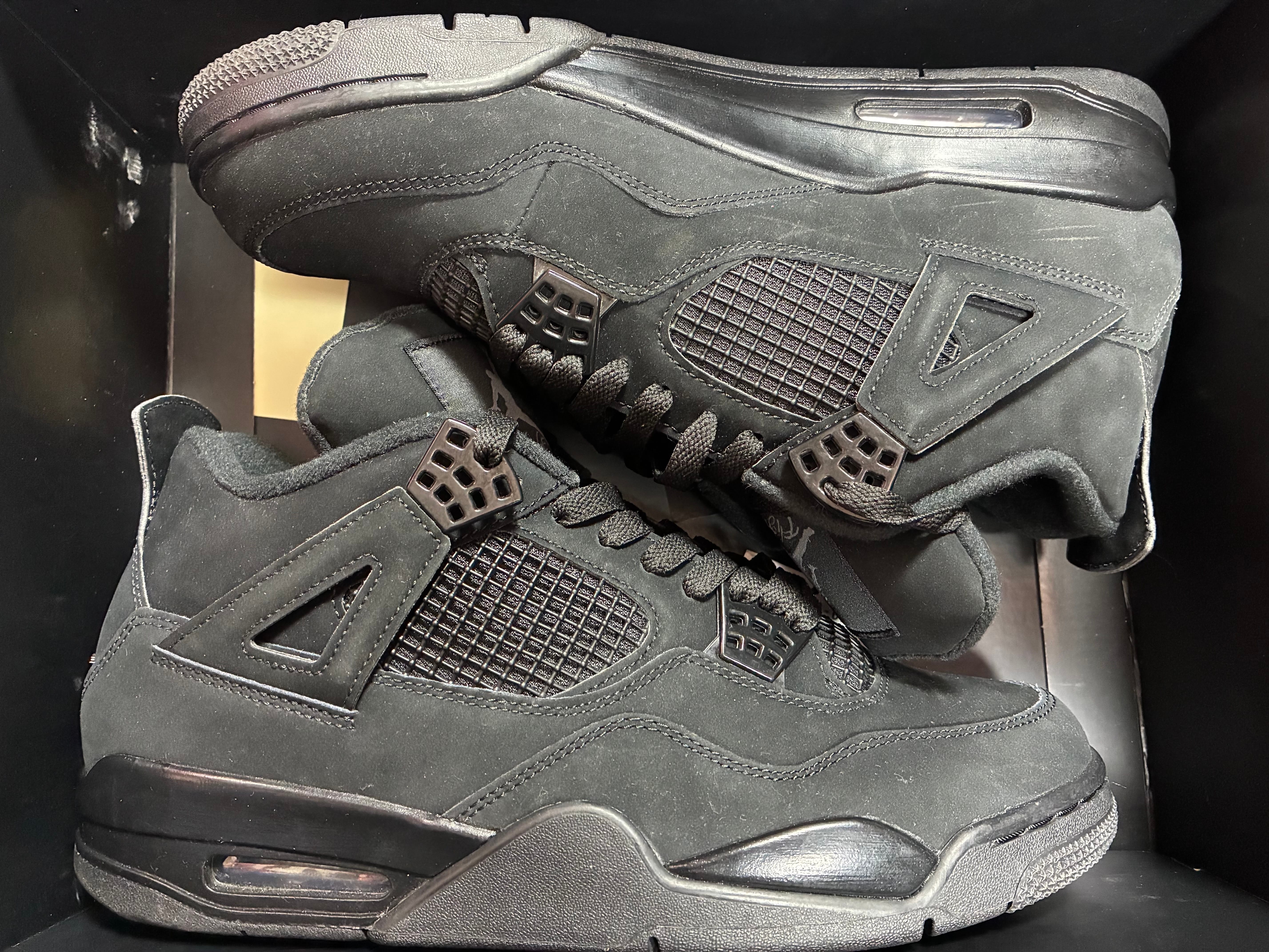 Nike Air Jordan 4 "Black Cat"