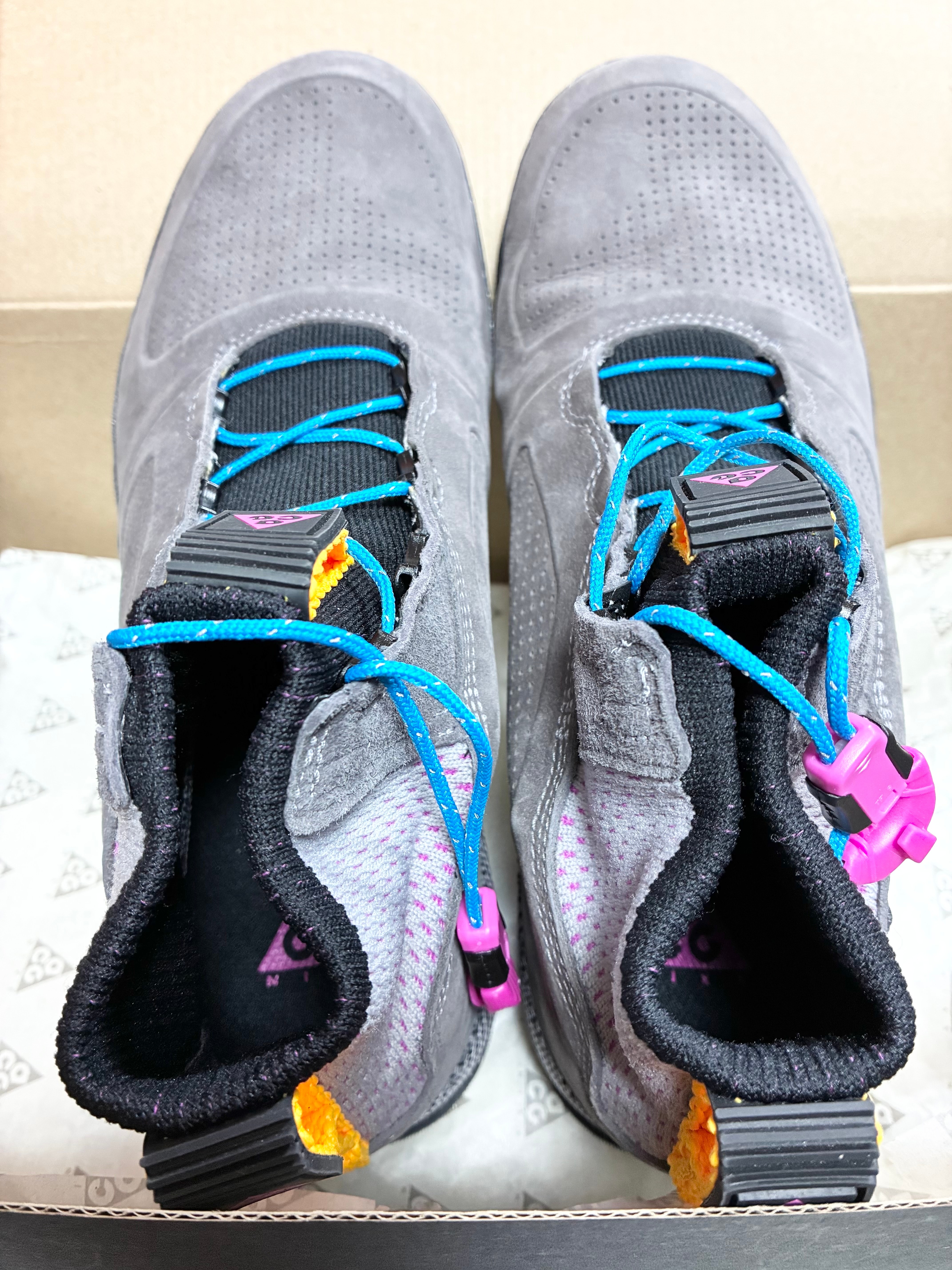 B (目立った傷や汚れなし)】ナイキ ACG ラックル リッジ 