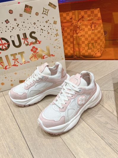 Louis Vuitton Run 55 Line Sneaker "Rose"