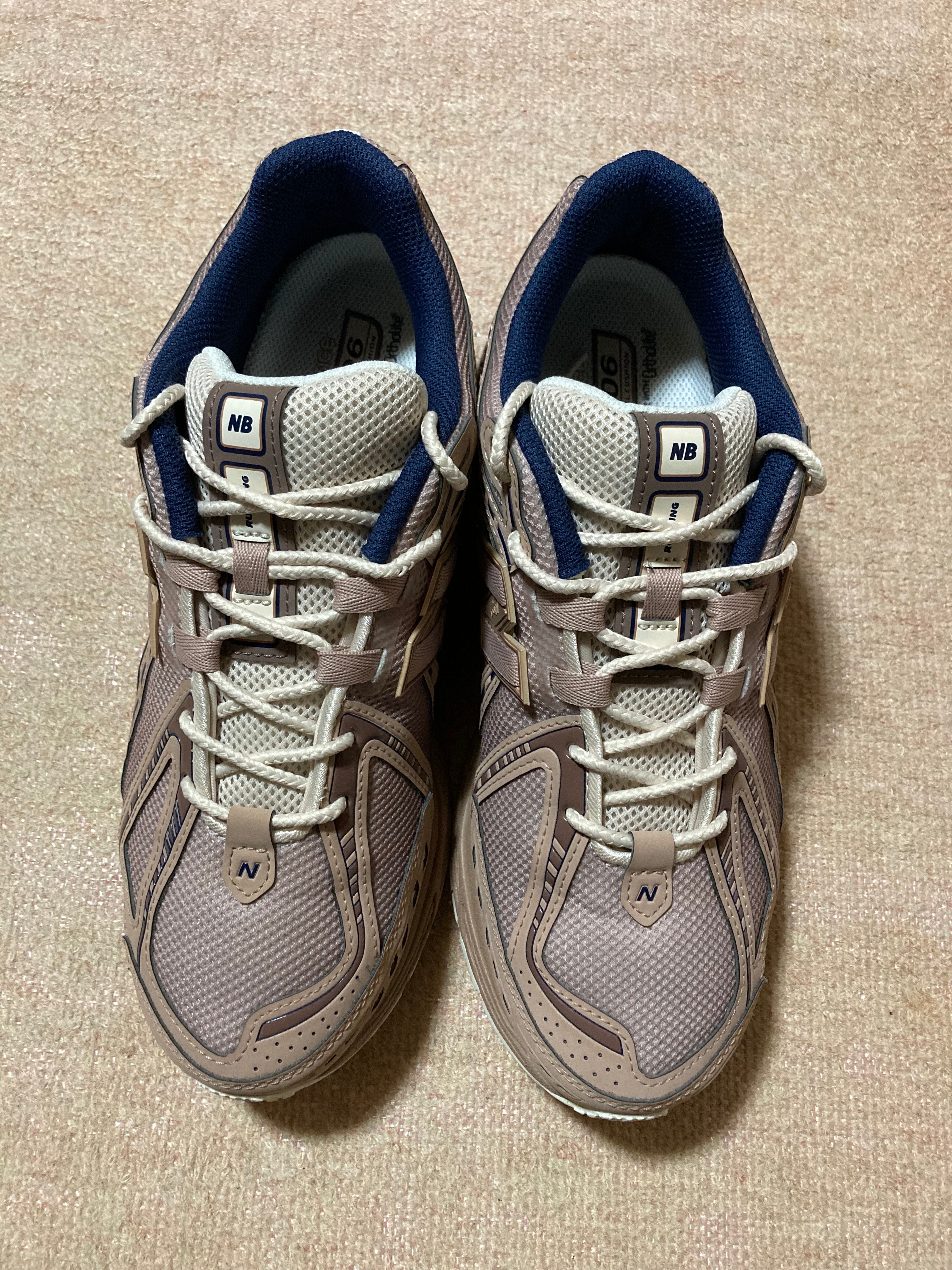 ニューバランス 1906R "アースシャドウ/フラットトープ/ビスク"