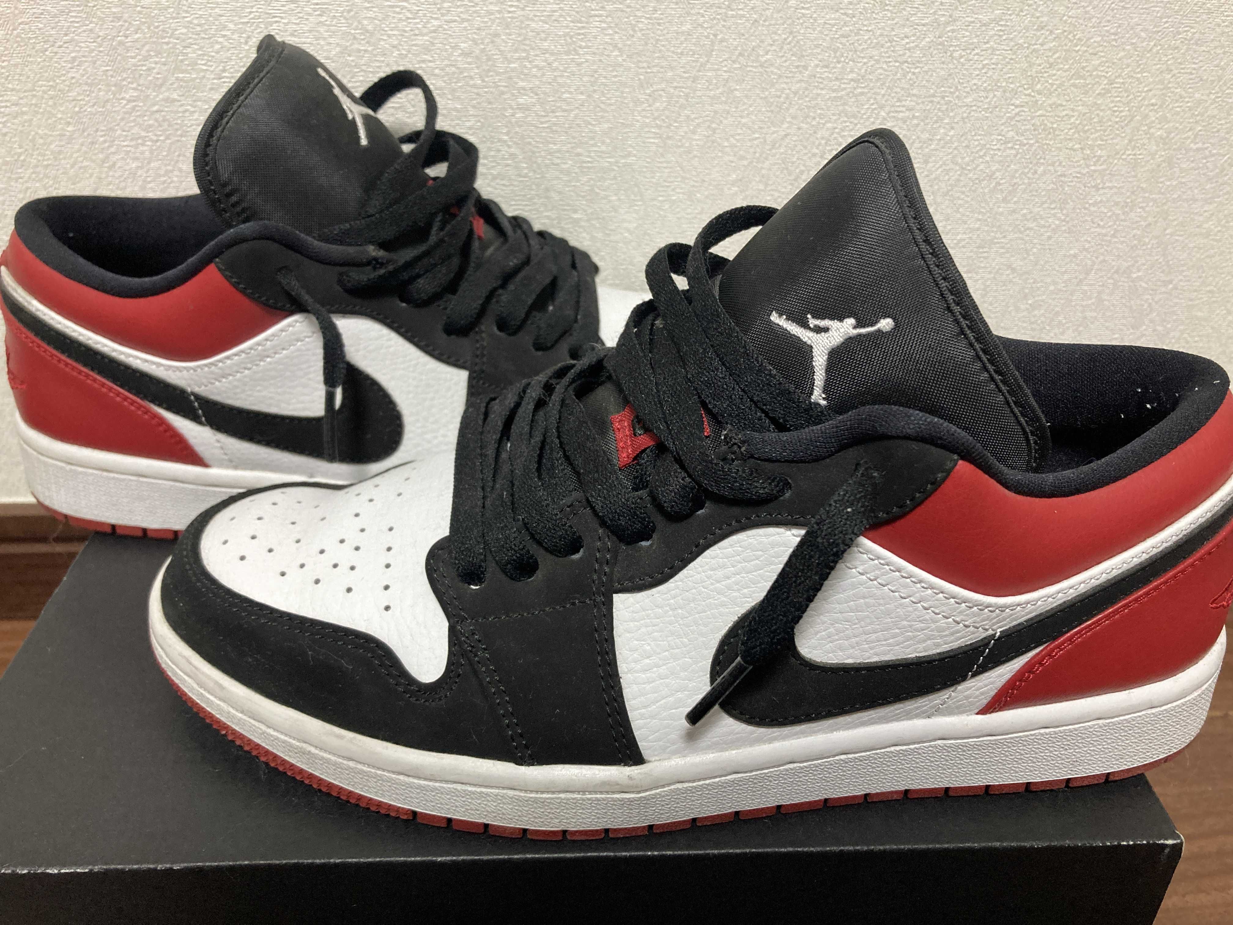 Nike Air Jordan 1 Low "Black Toe"