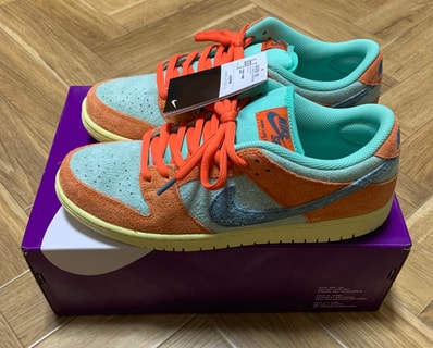 Nike SB Dunk Low Pro PRM "Orange and Emerald Rise"