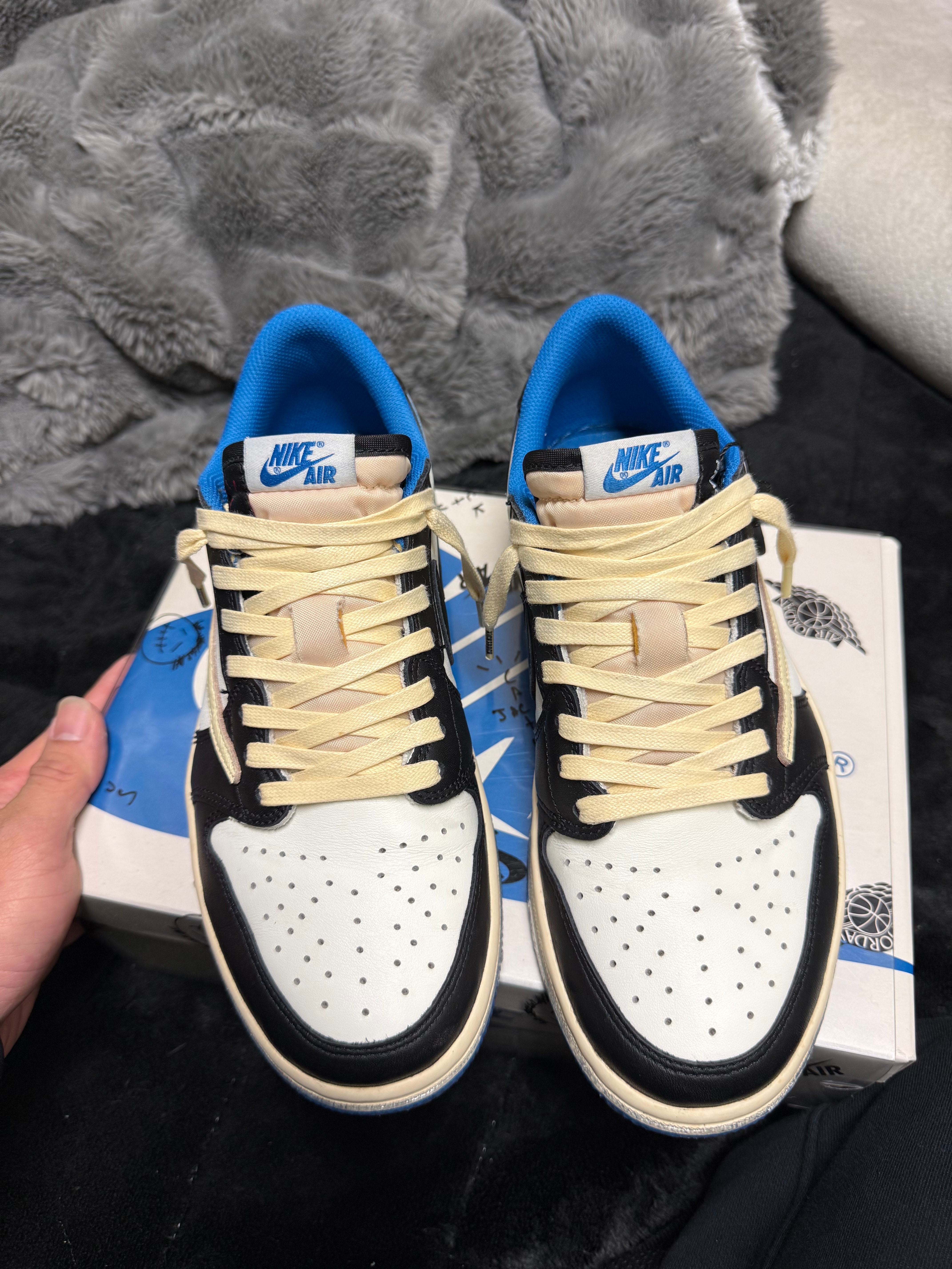 Travis Scott × fragment design × Nike Air Jordan 1 Low OG SP "Military Blue"