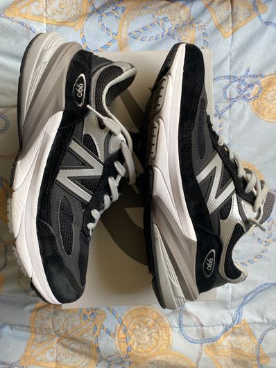 New Balance 990V6 "Black" (Heel NB Logo)