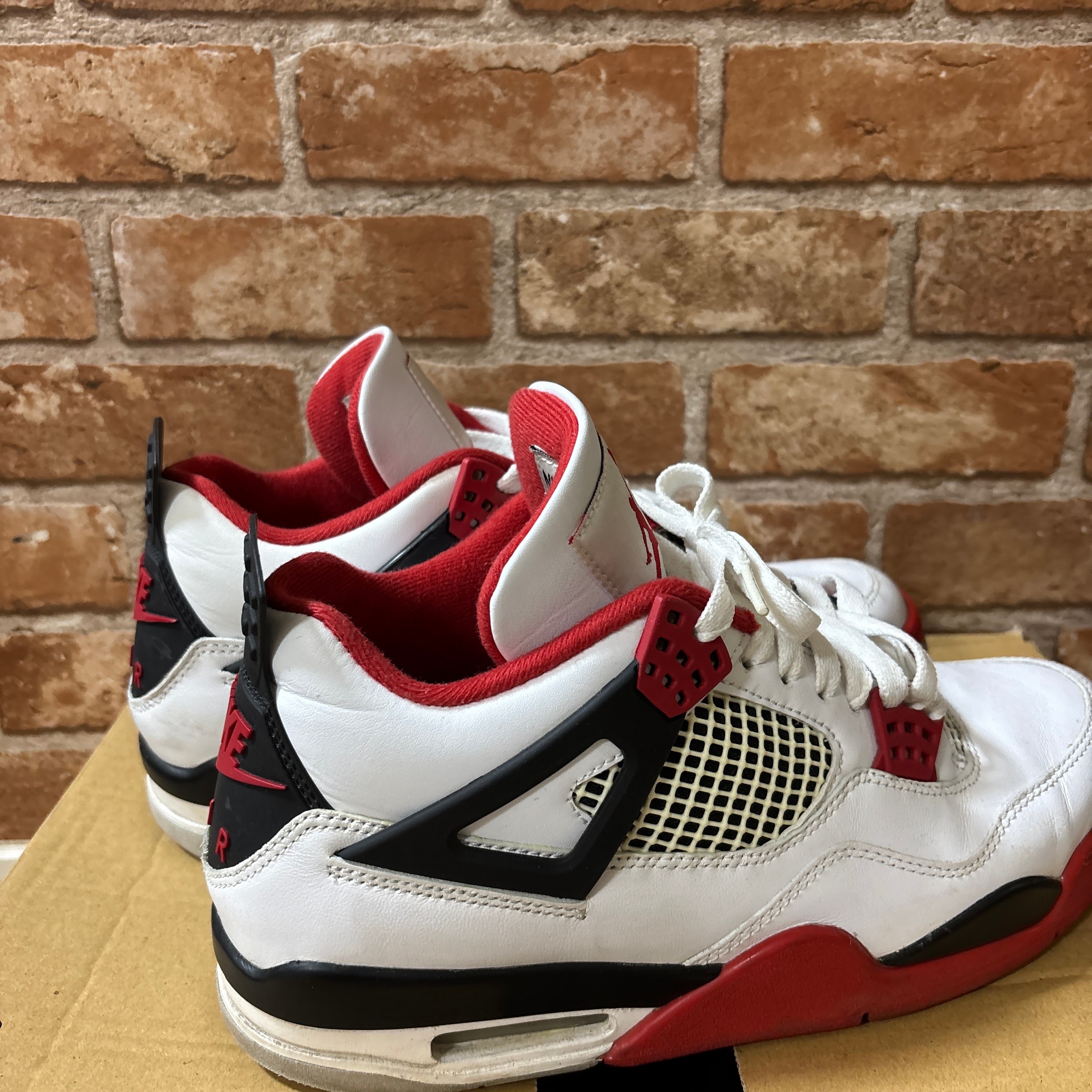 Nike Air Jordan 4 Retro OG 