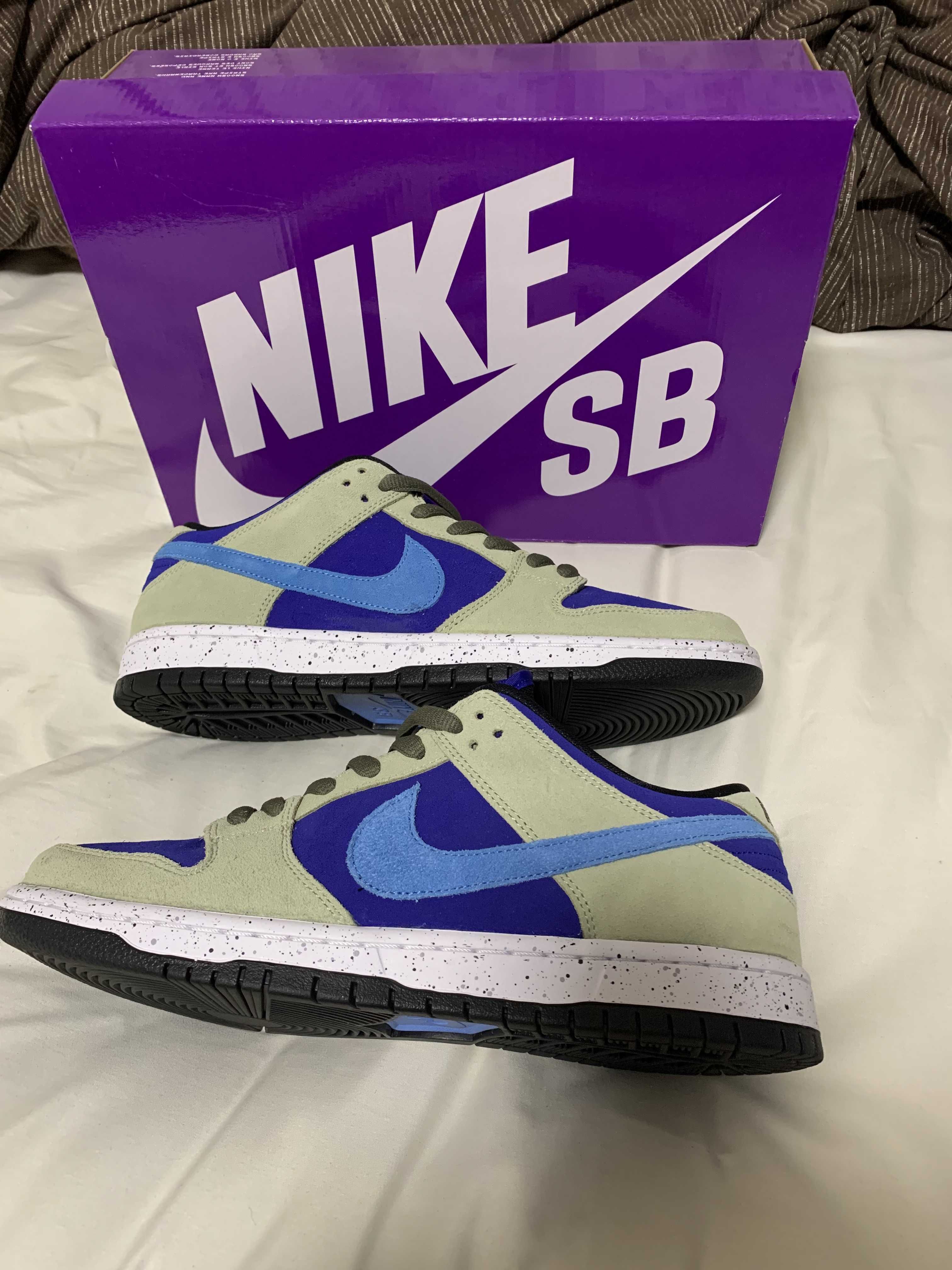 Nike SB Dunk Low "Celadon"