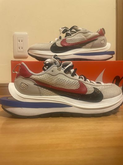 sacai × Nike Vapor Waffle "Royal Fuchsia"