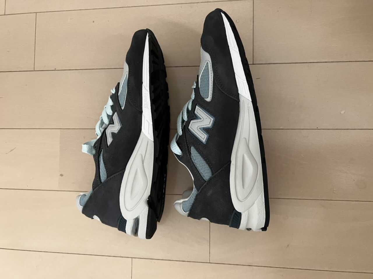 KITH Ronnie Fieg × New Balance 990V2 "Steel Blue"