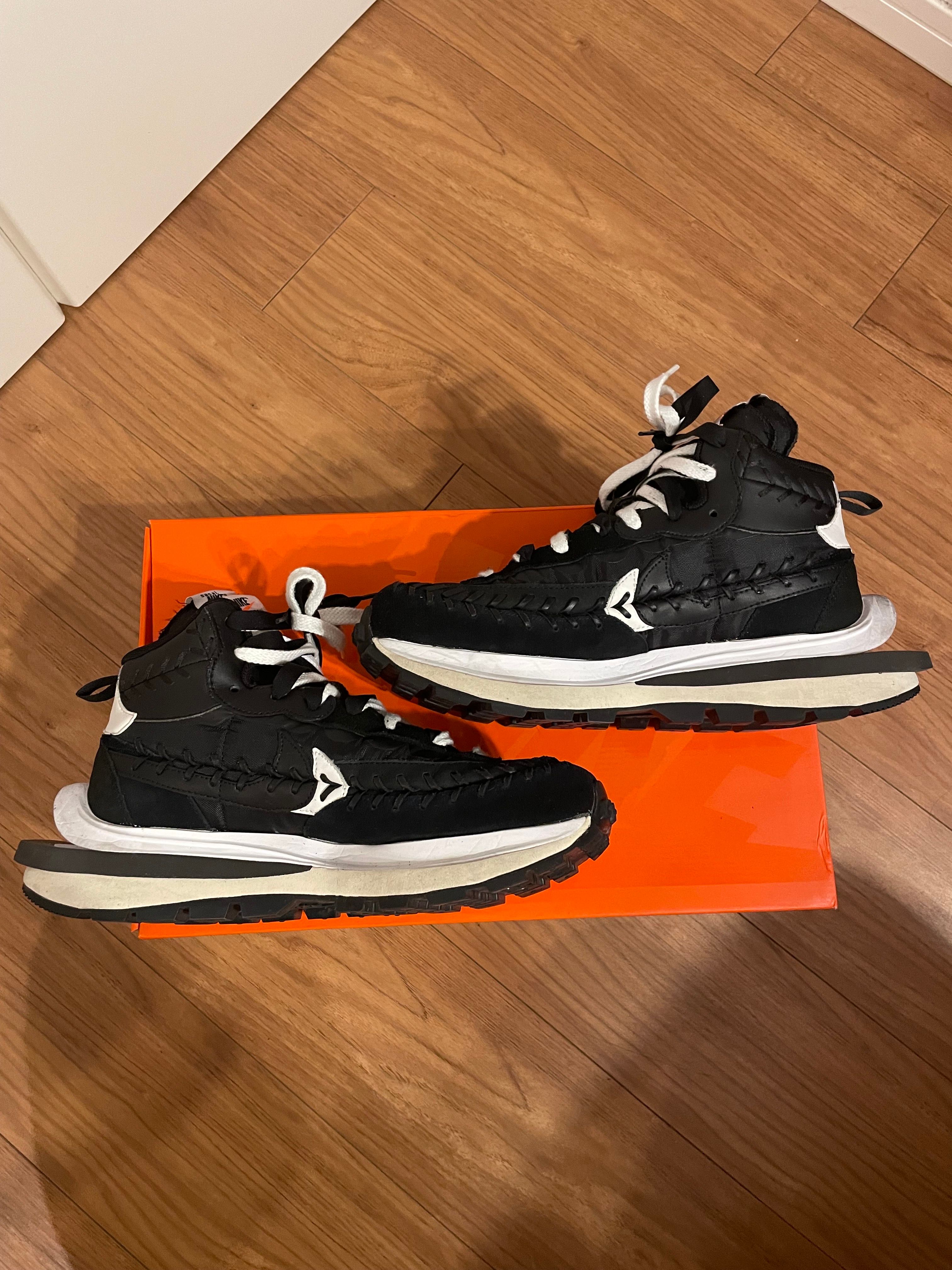 Jean-Paul Gaultier × sacai × Nike Vapor Waffle "Black/Black-White"