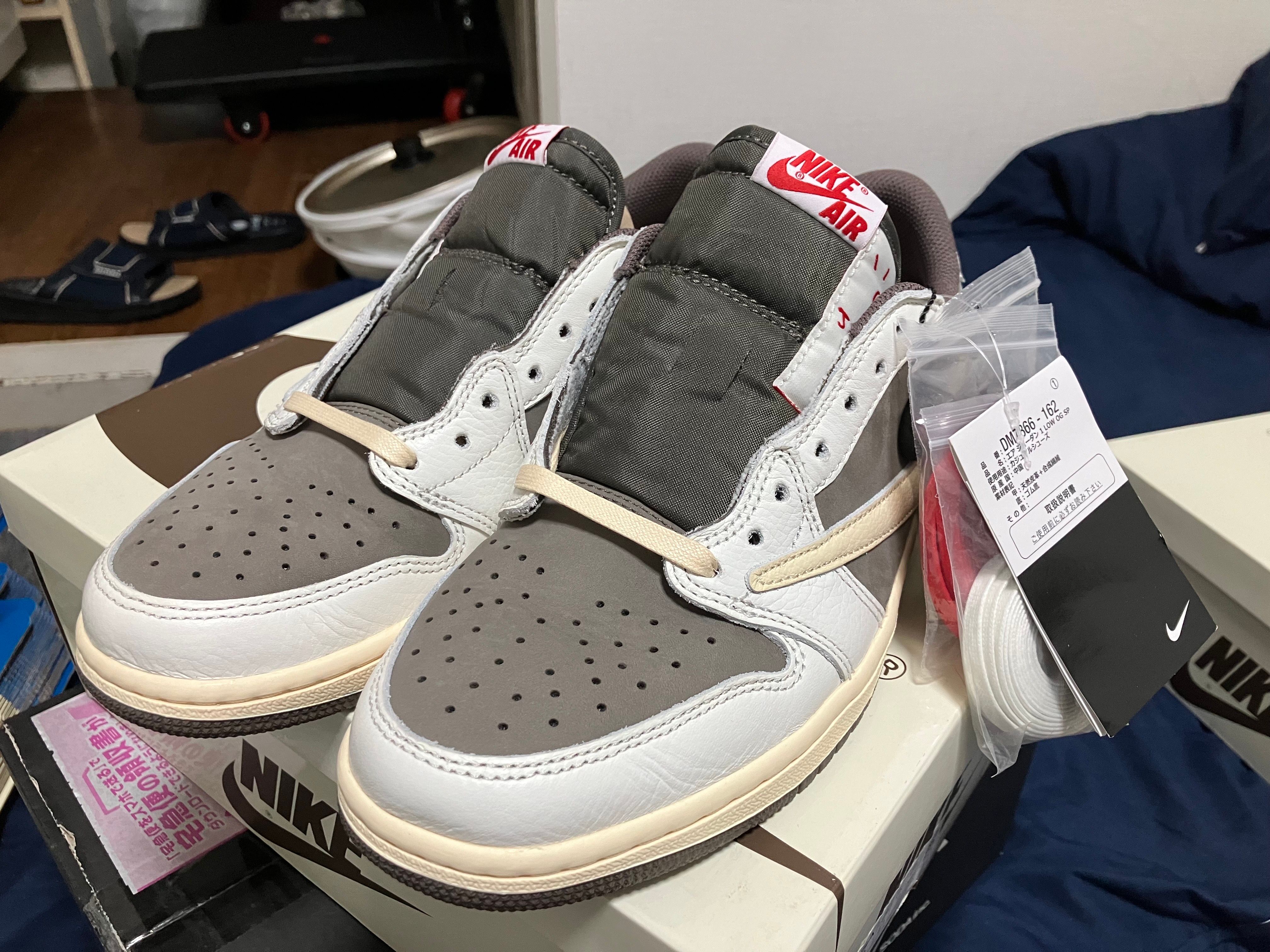 Travis Scott × Nike Air Jordan 1 Low OG SP "Reverse Mocha/Sail and Ridgerock"