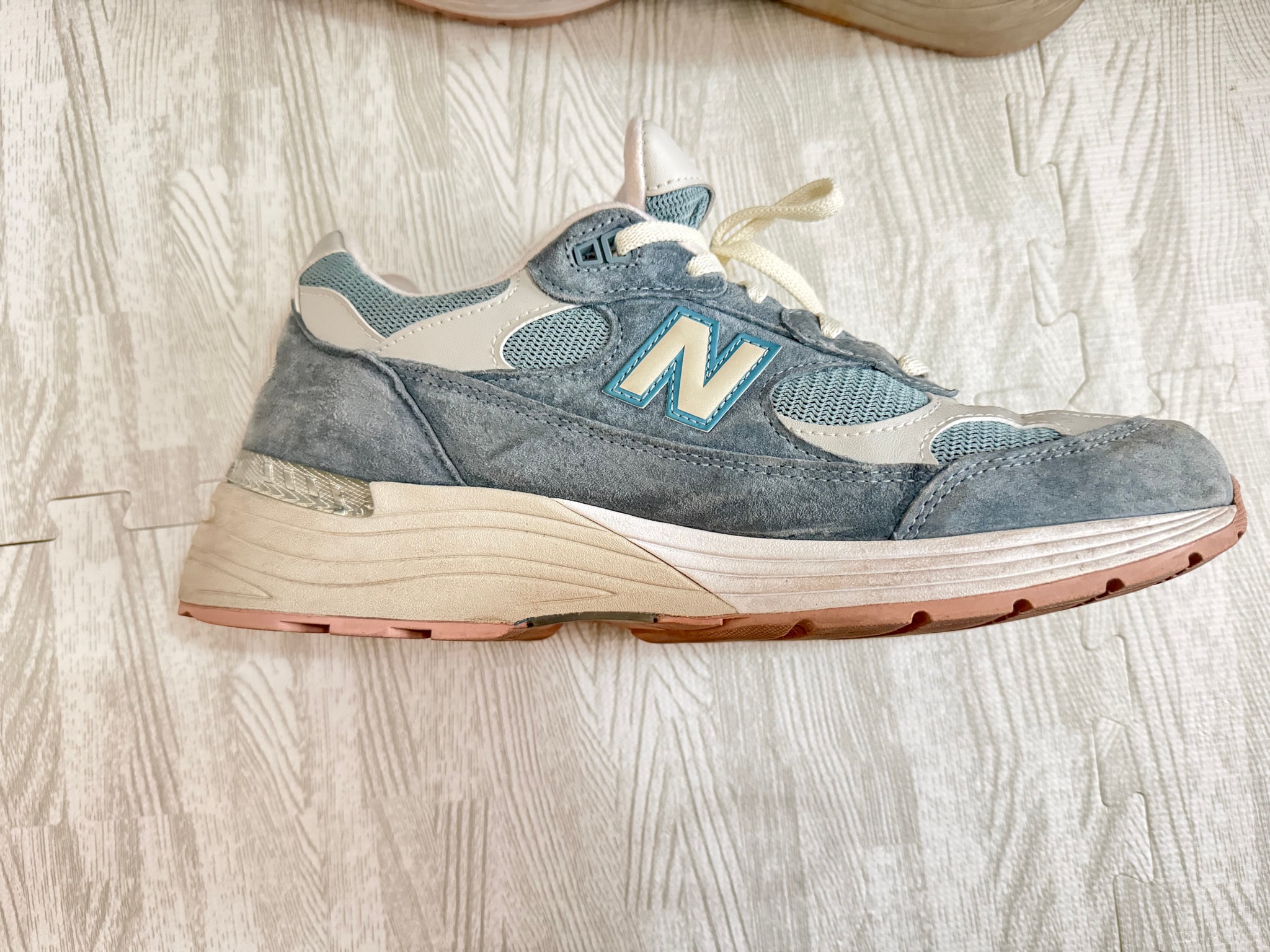 KITH × New Balance 992 "Aegean Blue/Shadow Gray"