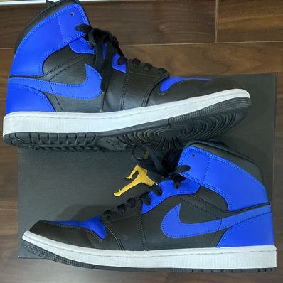 Nike Air Jordan 1 Mid "Hyper Royal"