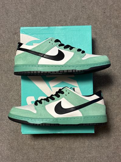 Nike SB Dunk Low Pro "Sea Crystal"
