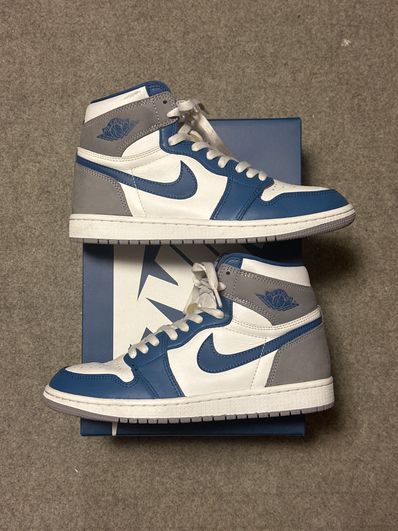 Nike Air Jordan 1 High OG "True Blue"