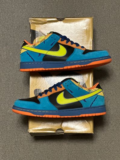Nike SB Dunk Low "Skate or Die"