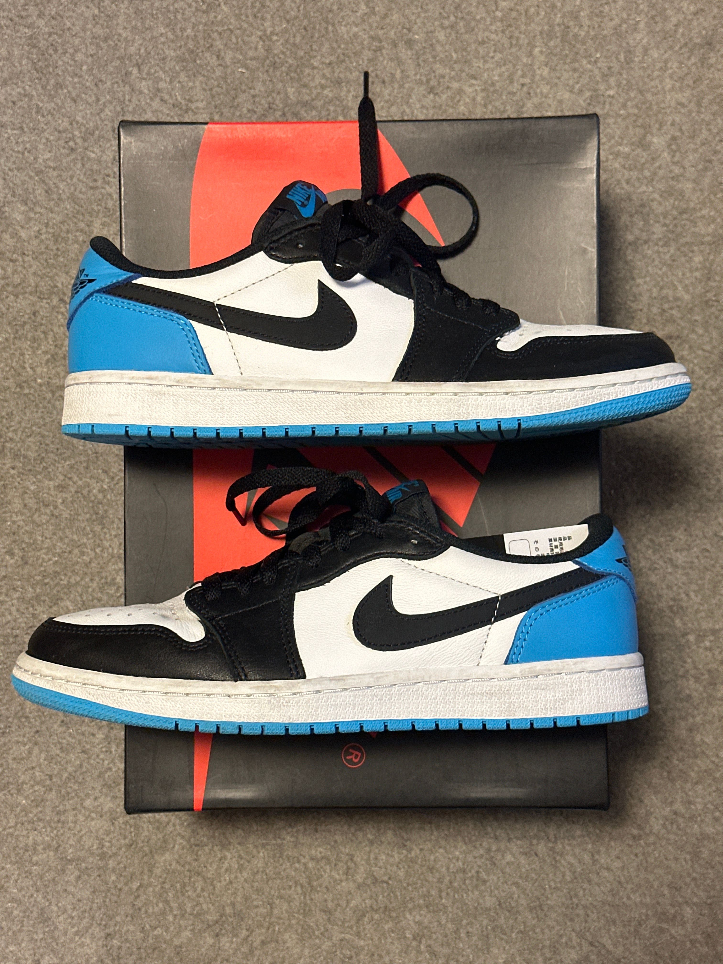 Nike Air Jordan 1 Low OG "Black and Dark Powder Blue/UNC"