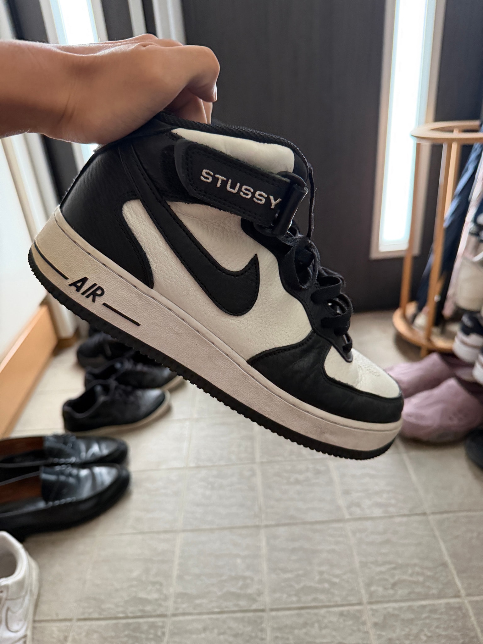 Stussy × Nike Air Force 1 Mid "Black and Light Bone"