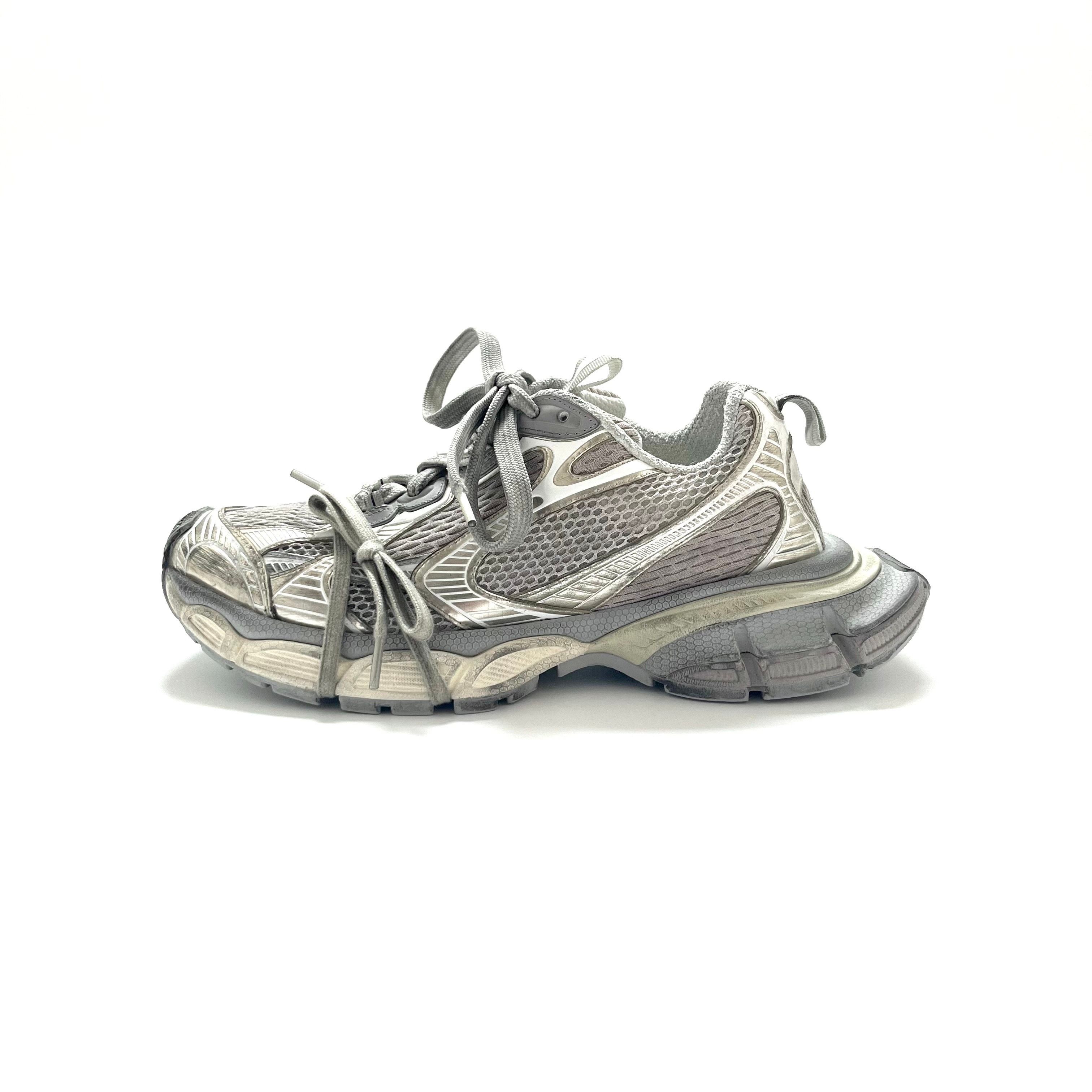 BALENCIAGA 3XL Sneaker "Off White/Light Beige"