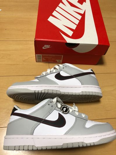 Nike GS Dunk Low SE Lottery "Grey Fog/Light Crimson"