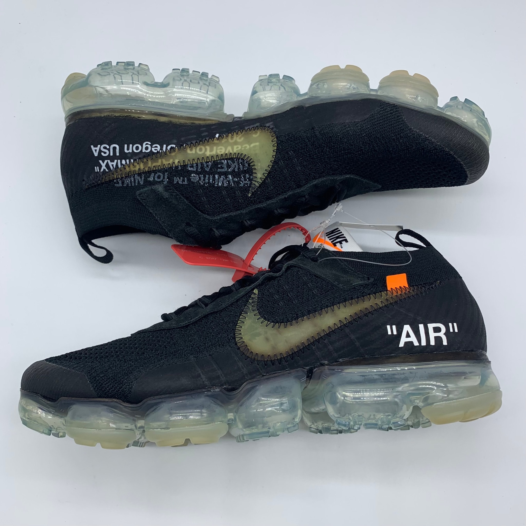 Off-White × Nike Air Vapormax "Black/Total Orange/Clear"