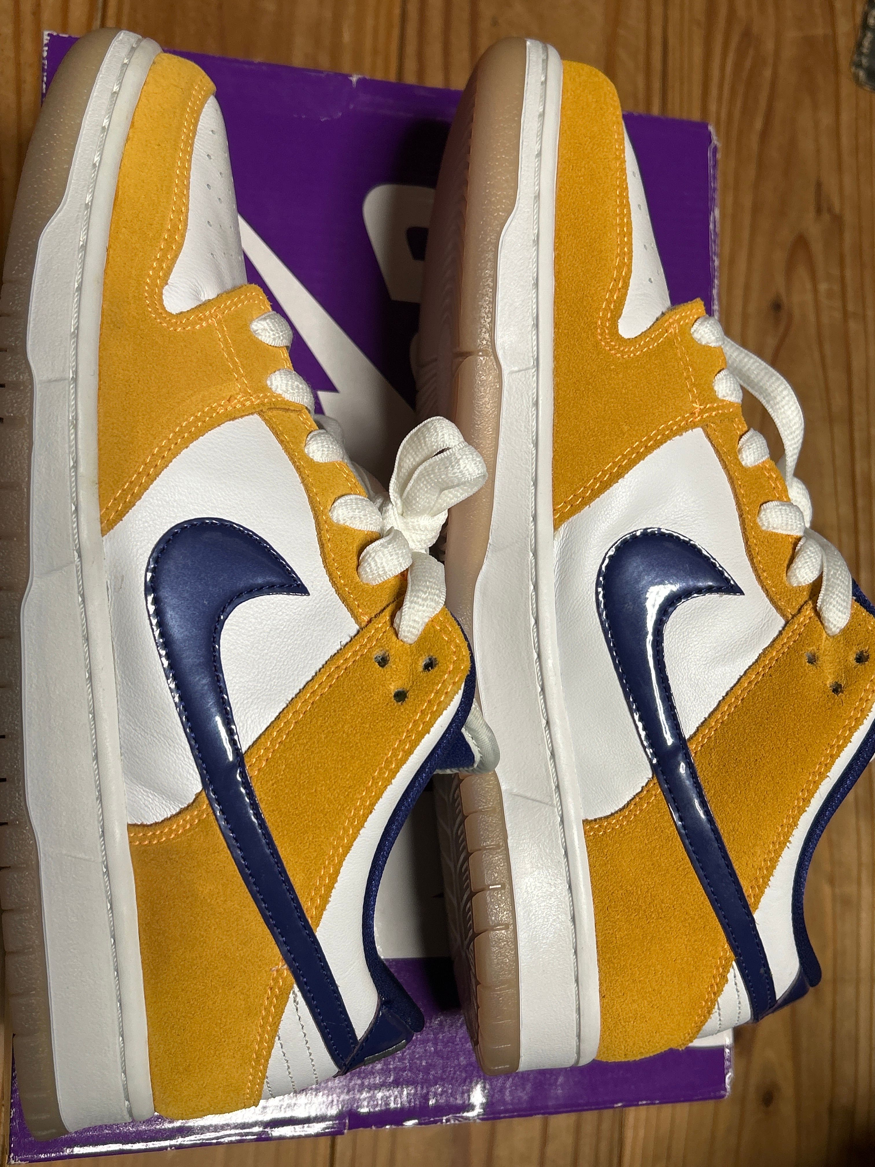 Nike SB Dunk Low "Laser Orange"