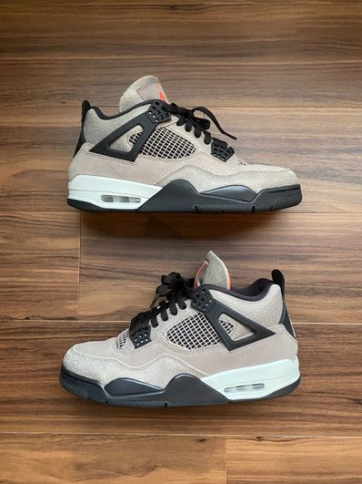 Nike Air Jordan 4 "Taupe Haze"