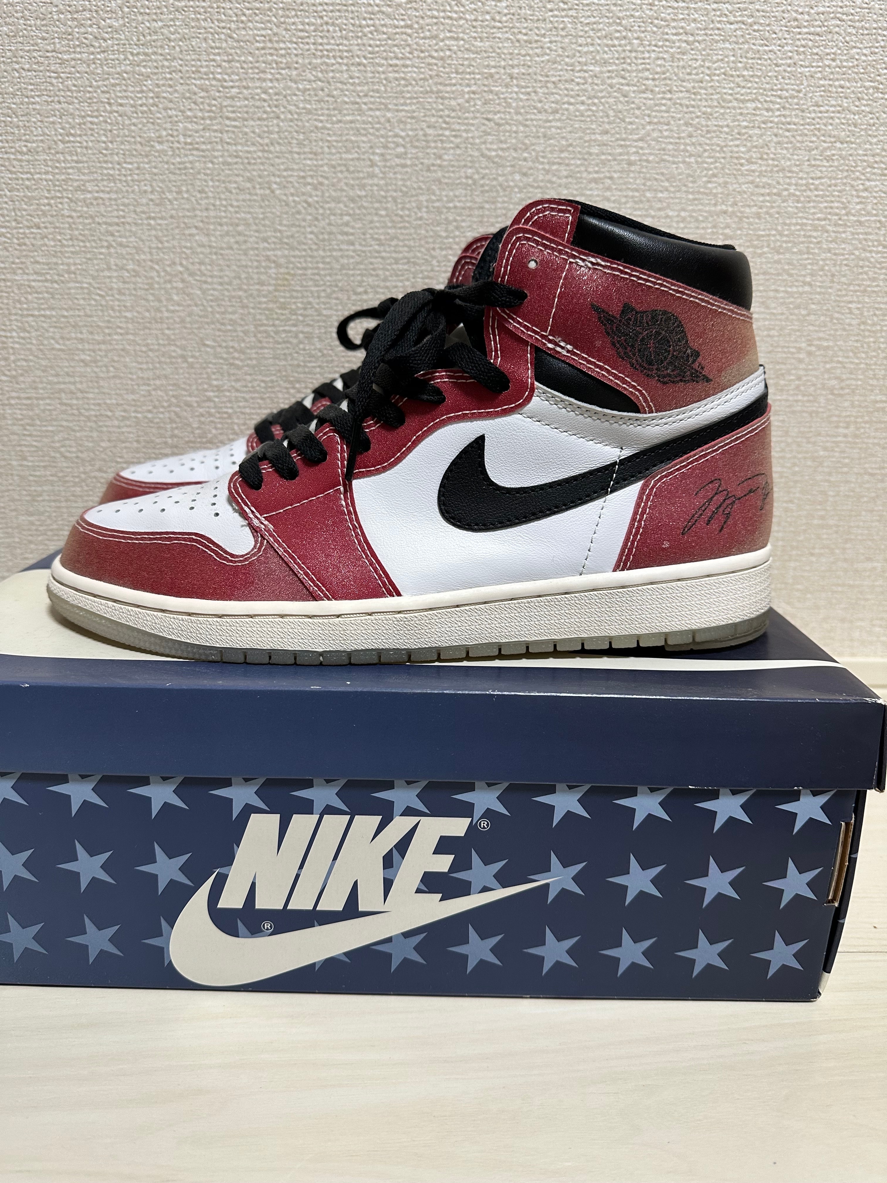 Trophy Room × Nike Air Jordan 1 Retro High OG "Chicago"