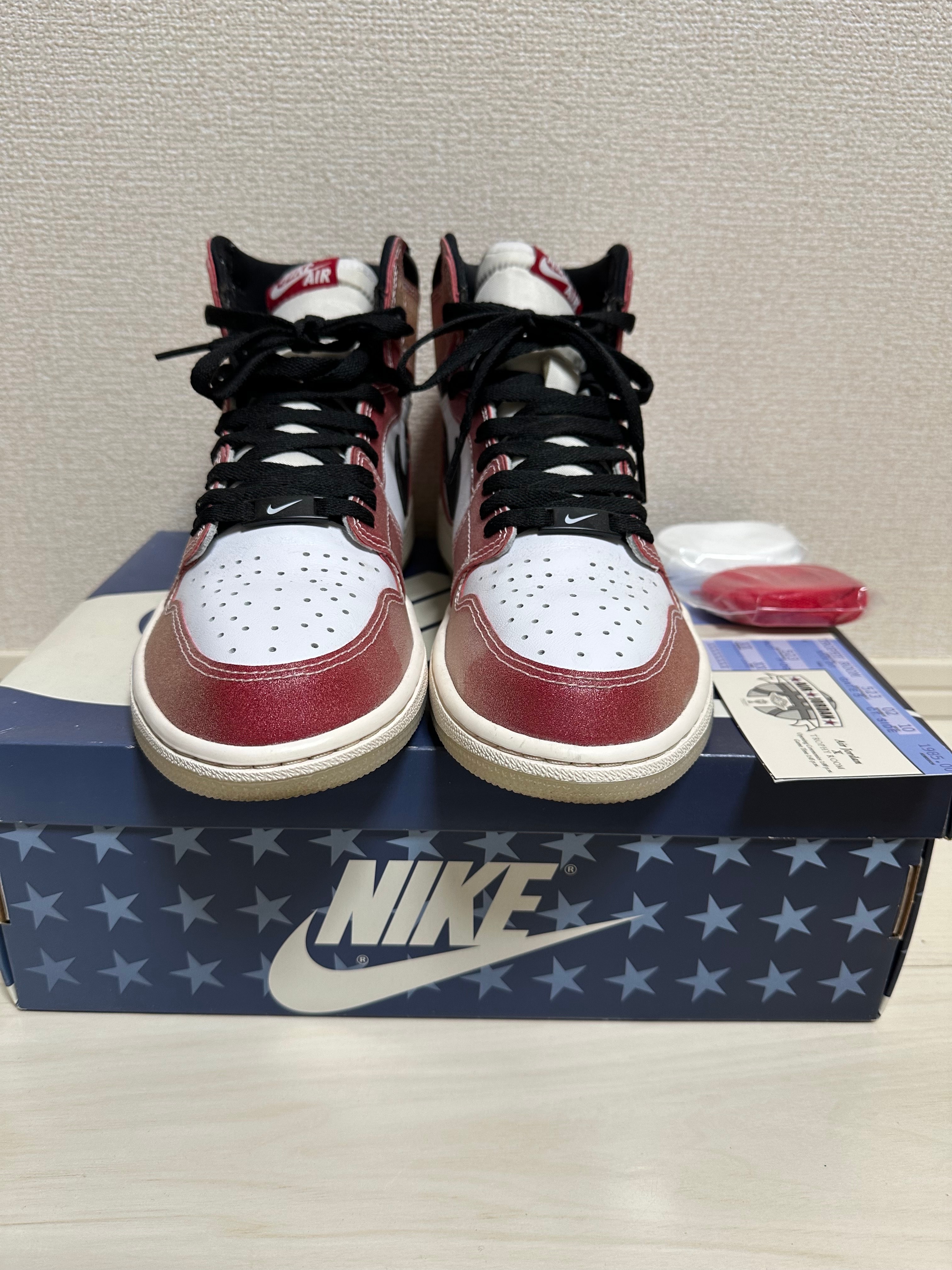 トロフィールーム × ナイキ エアジョーダン1 ハイ OG "シカゴ"