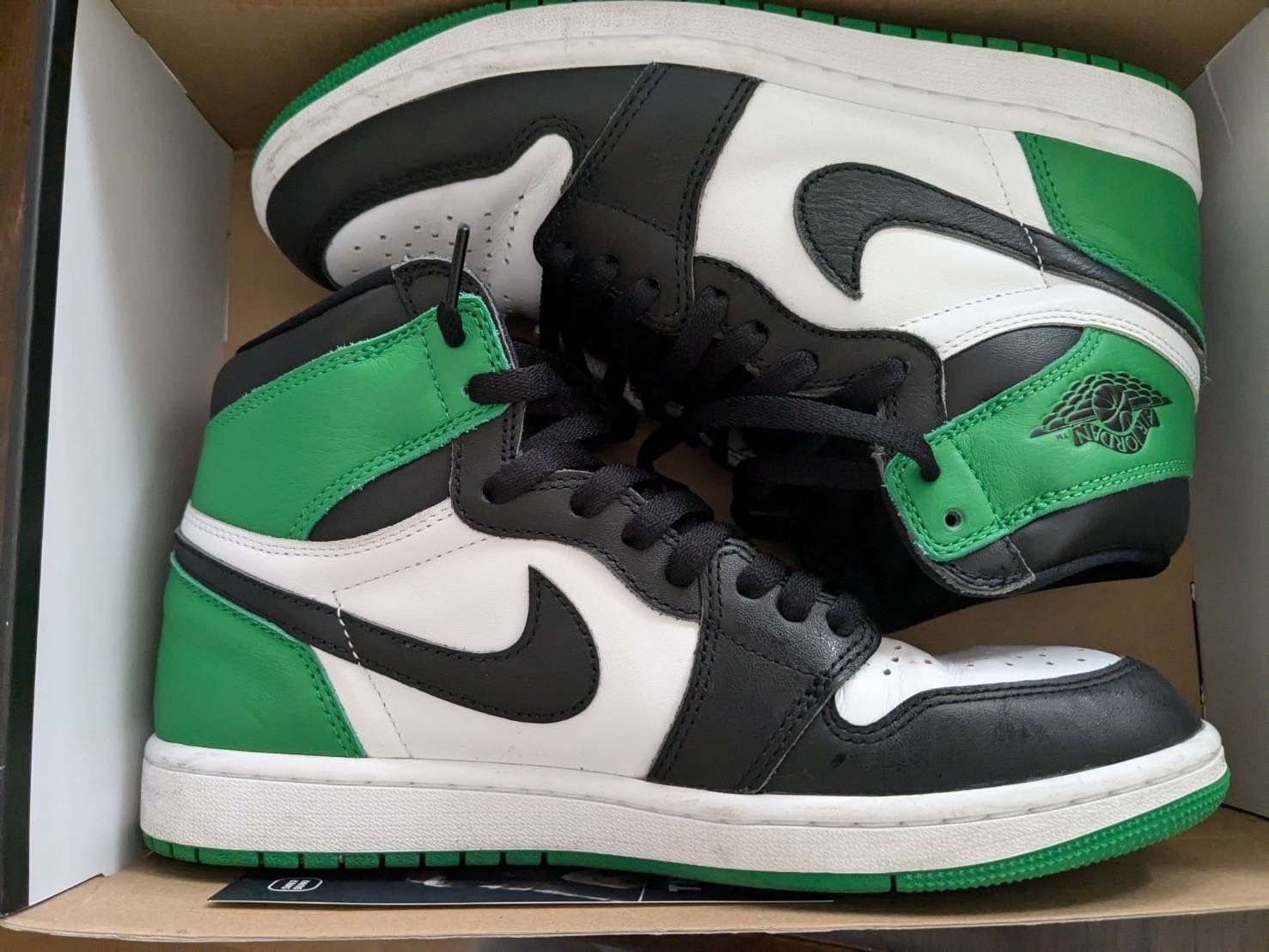 Nike Air Jordan 1 Retro High OG "Celtics/Black and Lucky Green" (2023)