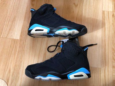 NIKE AIR JORDAN 6 RETRO "UNC"