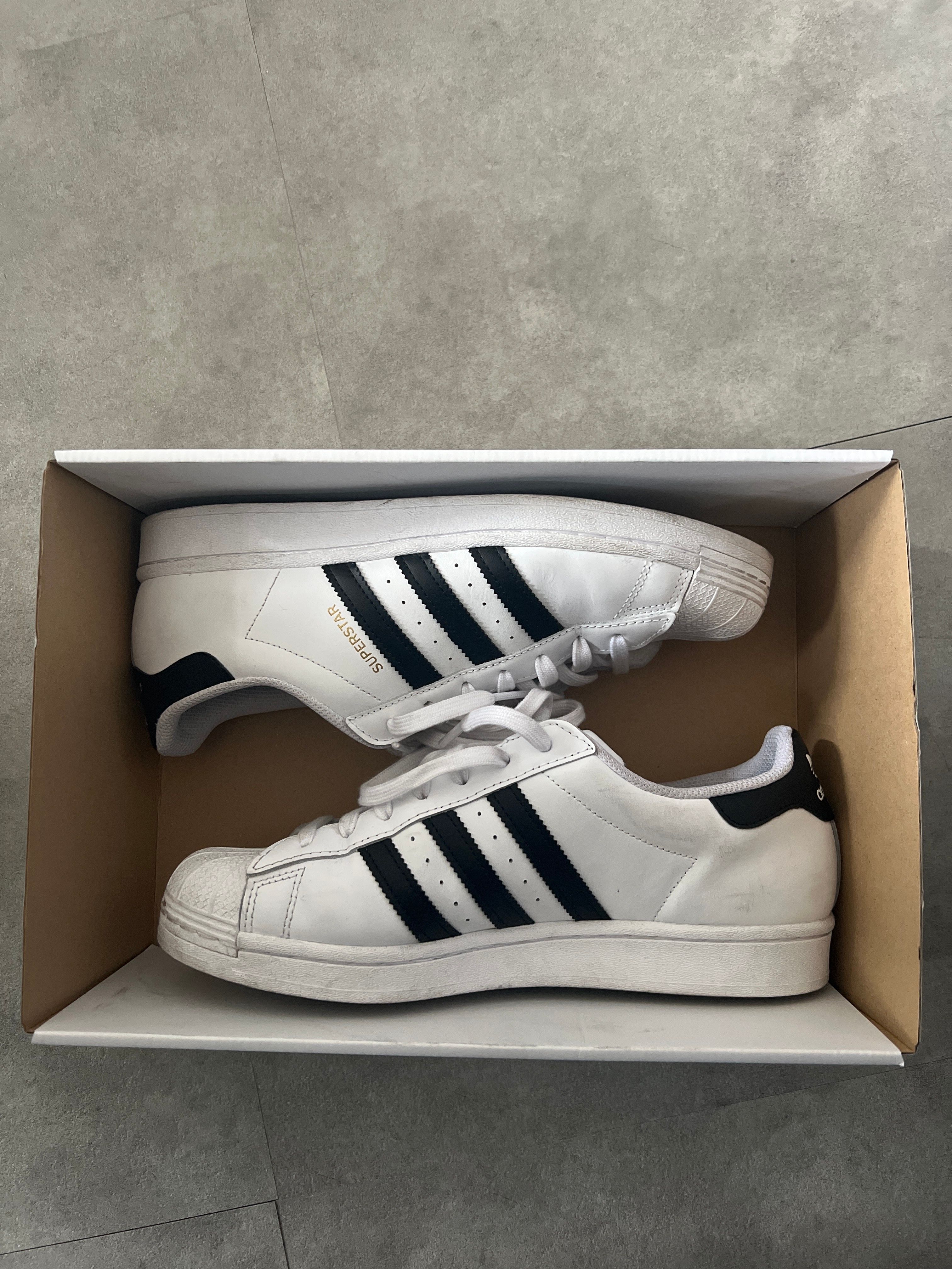 adidas Superstar "Footwear White/Core Black"