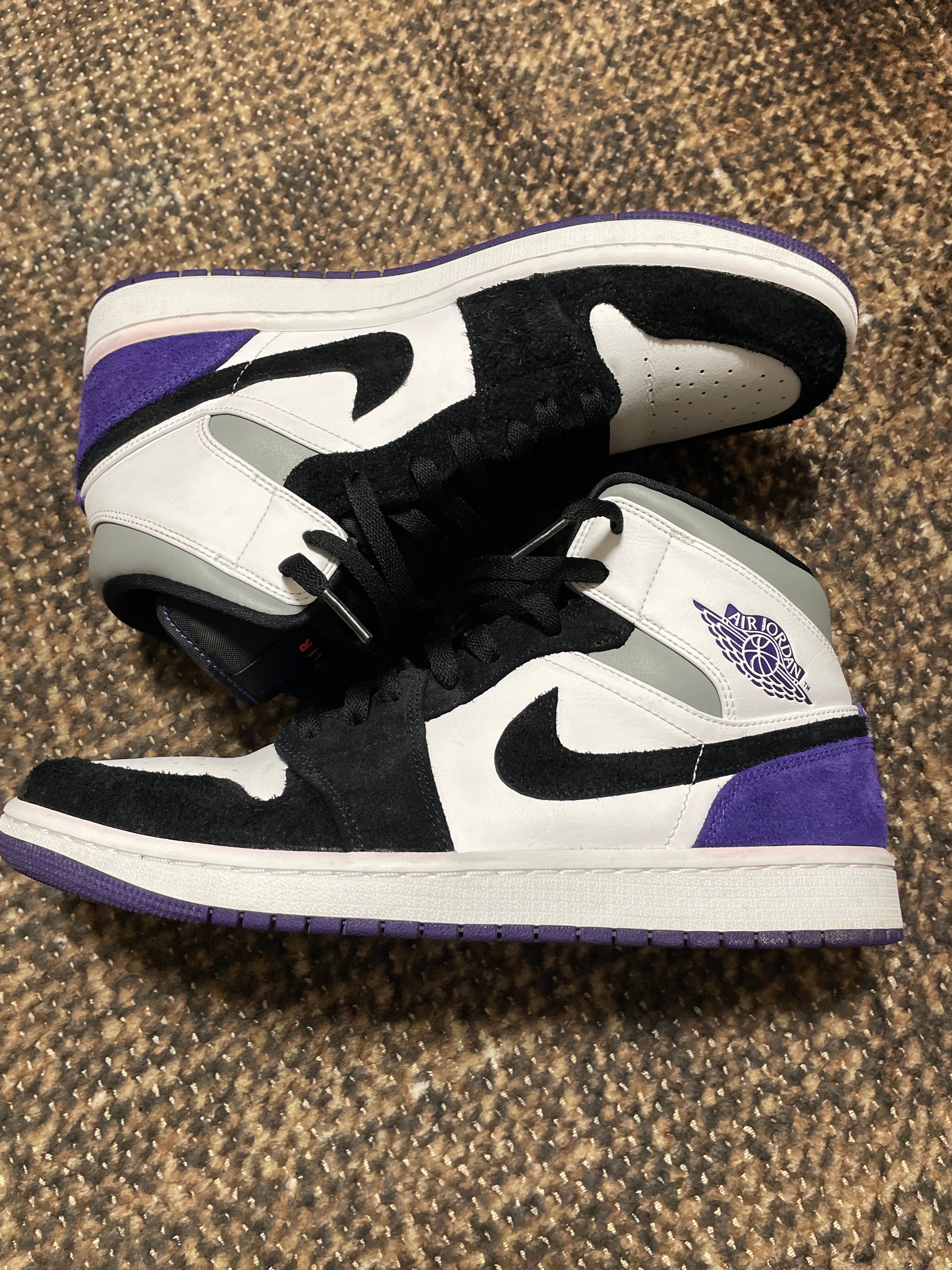 Nike Air Jordan 1 Mid "Purple"