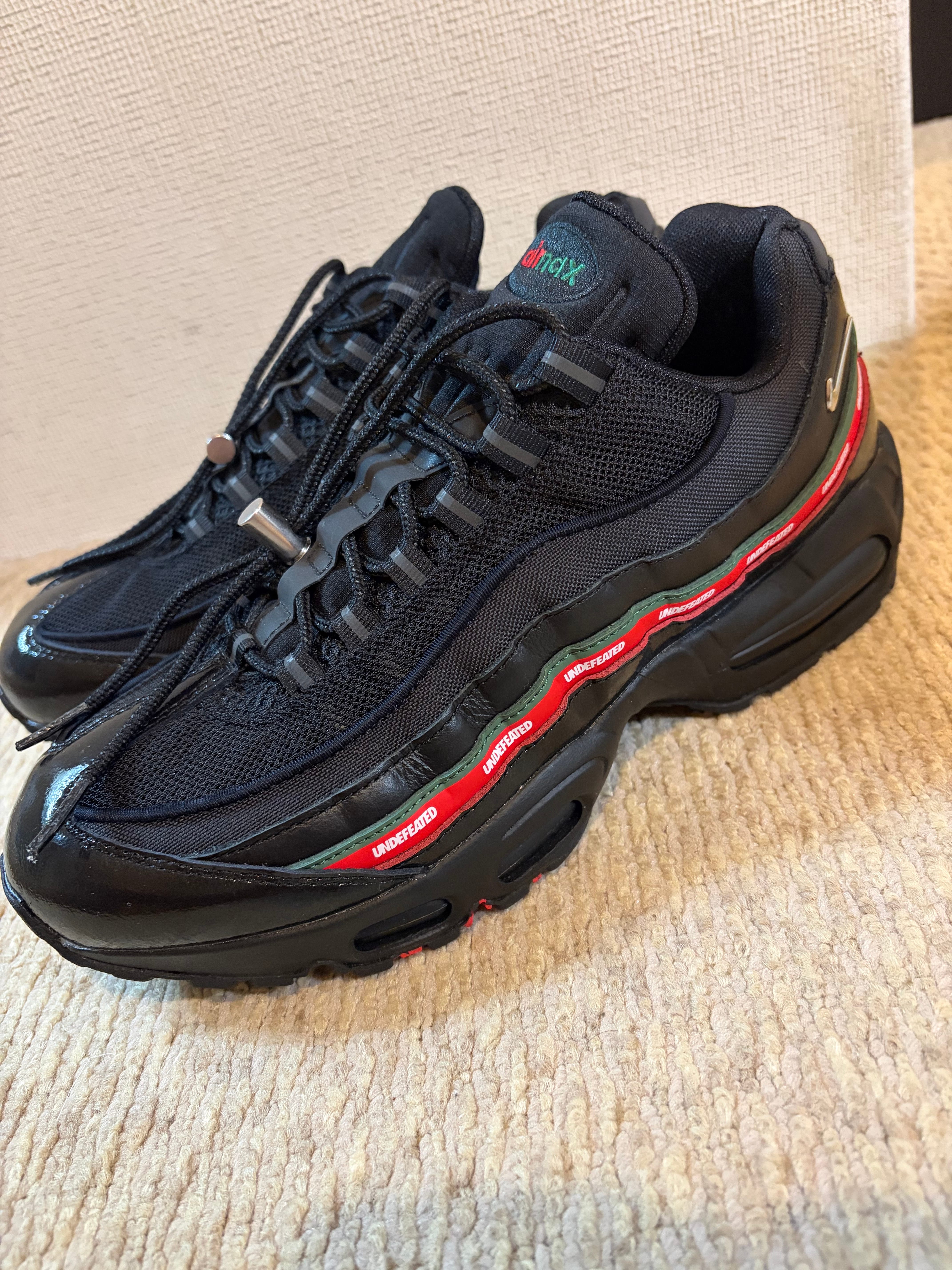 アンディフィーテッド × ナイキ エアマックス95 SP "ブラック"